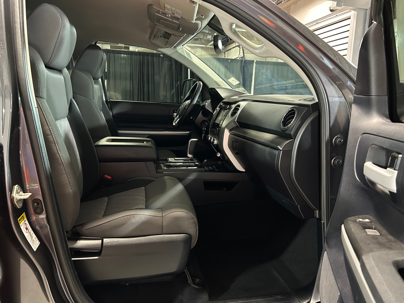 Thumbnail: 2015 Toyota Tundra - 2