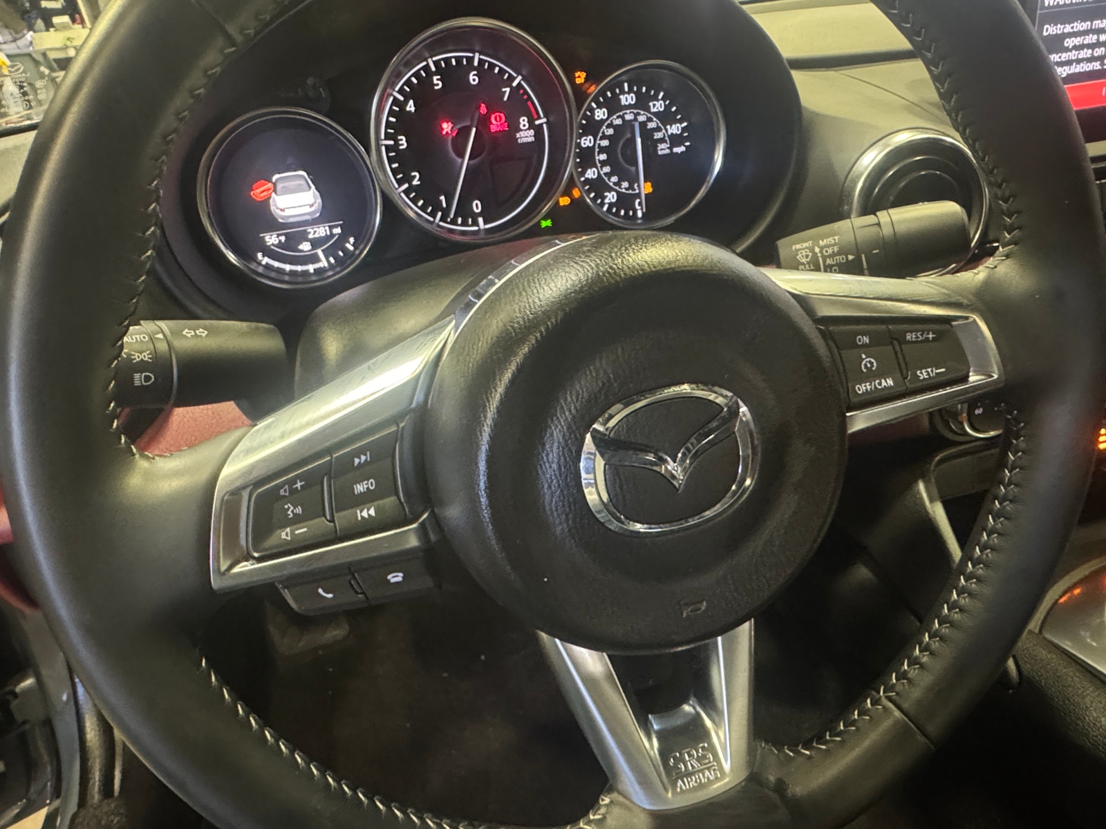 Thumbnail: 2020 Mazda MX-5 Miata - 4