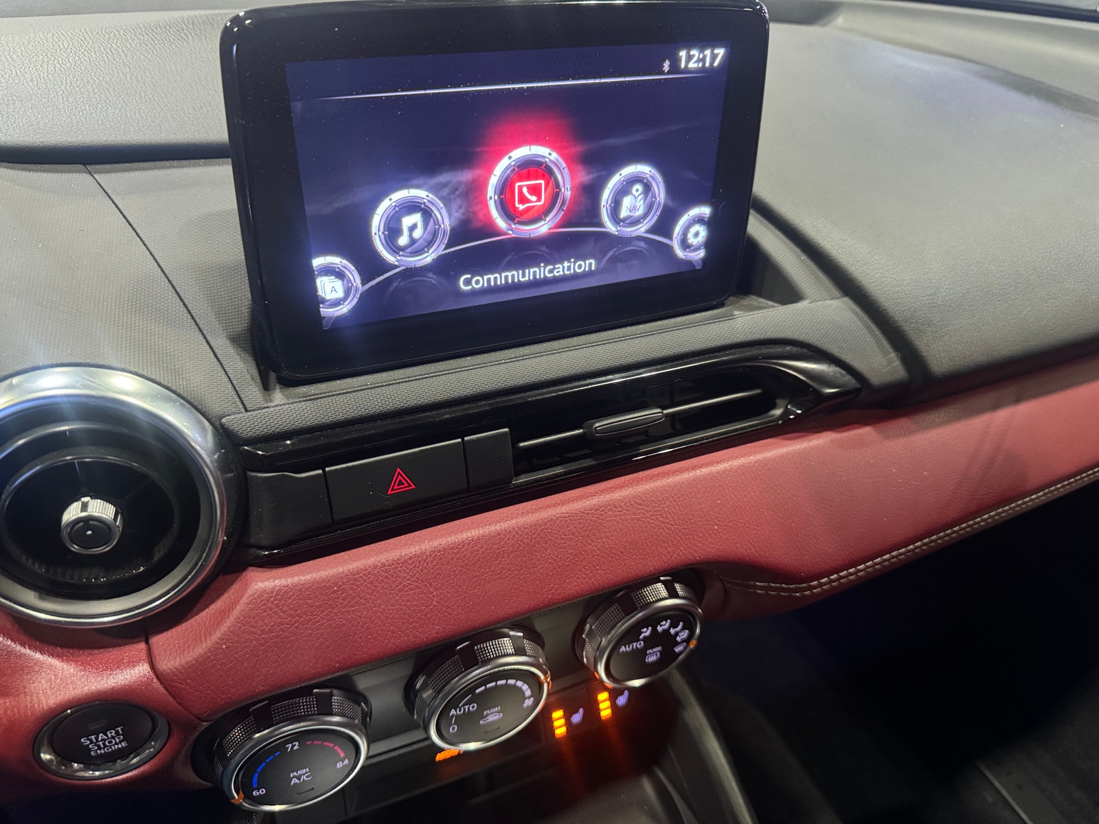 Thumbnail: 2020 Mazda MX-5 Miata - 3