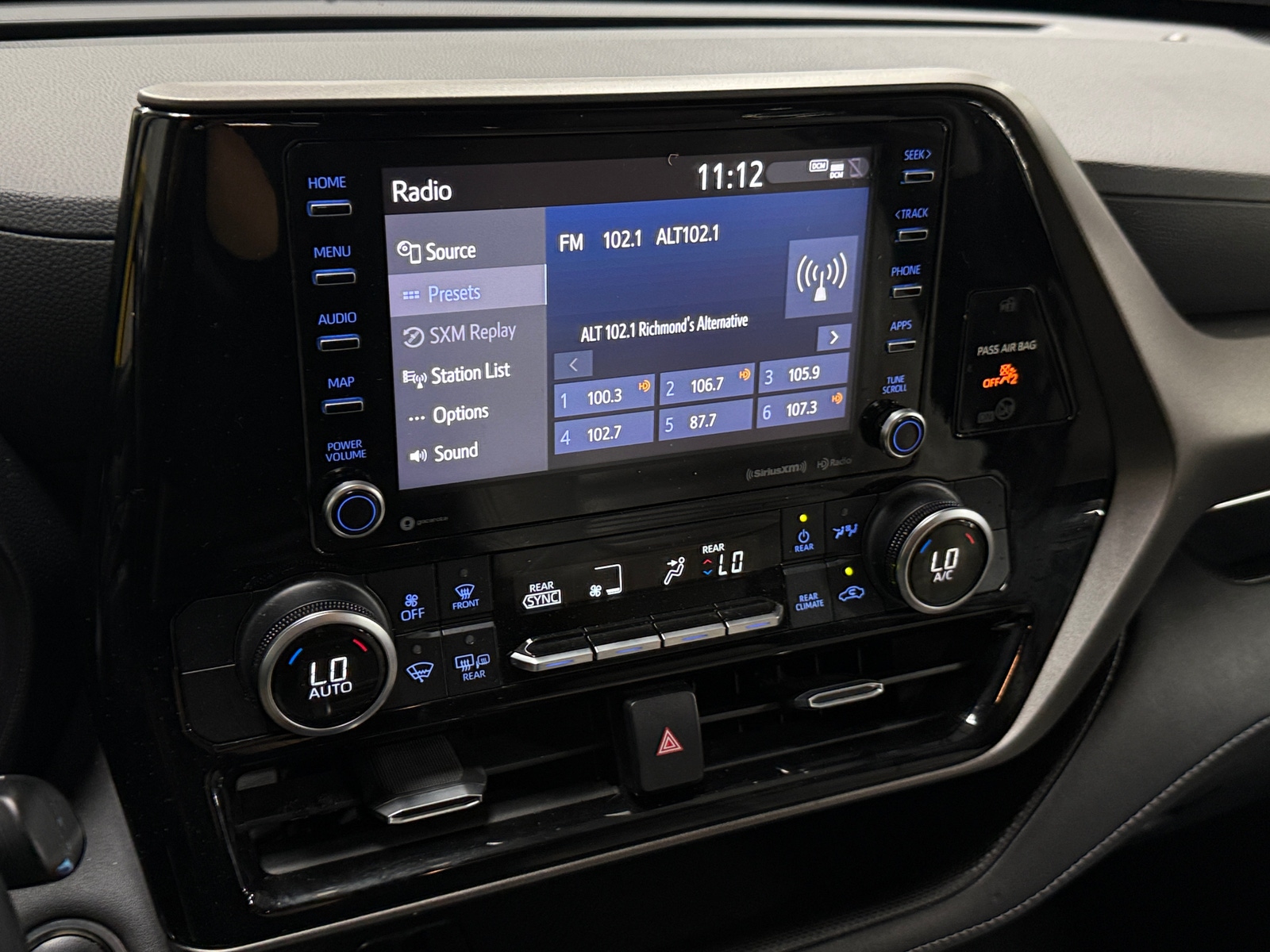 Thumbnail: 2020 Toyota Highlander - 4