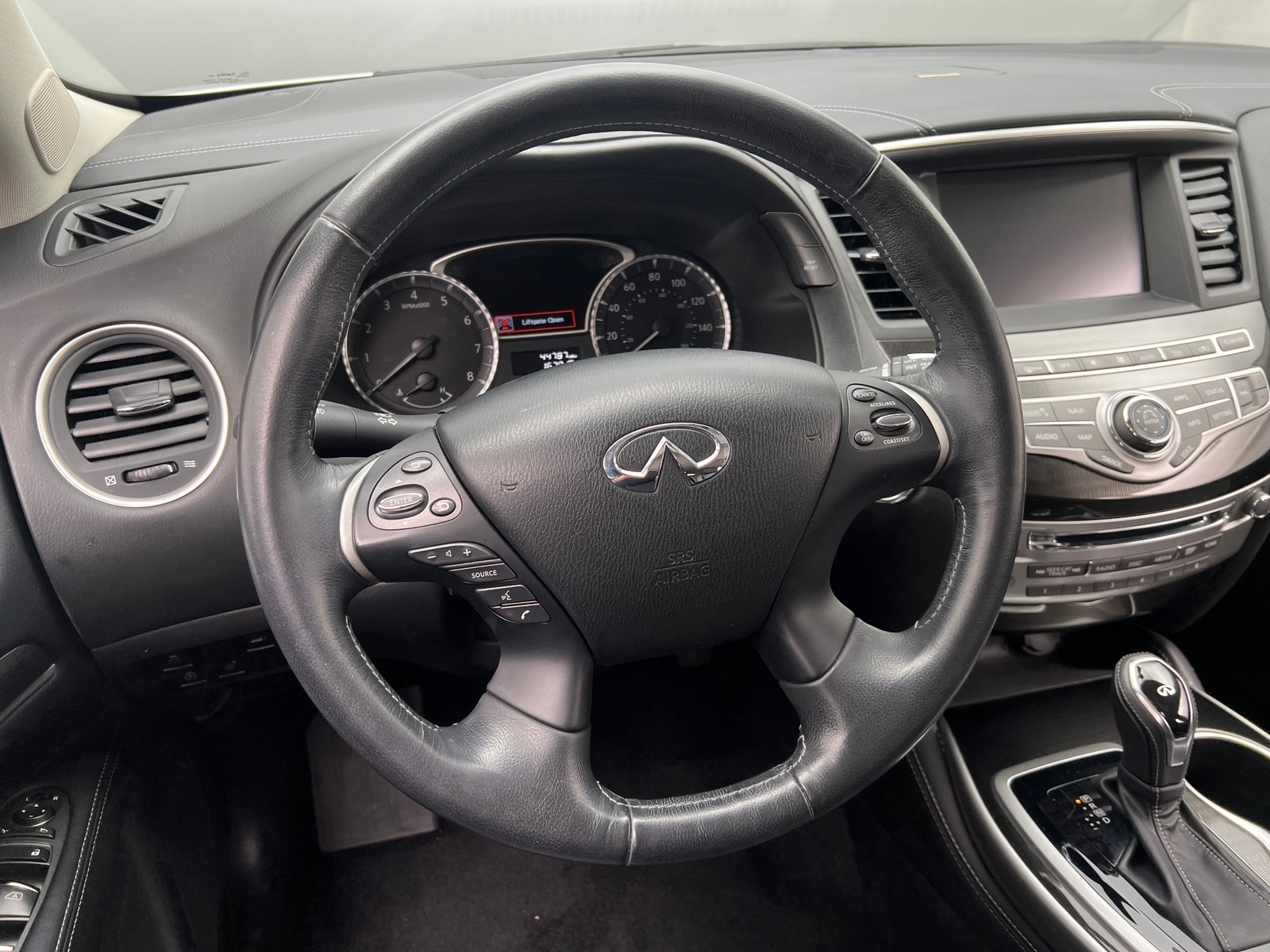 Thumbnail: 2019 INFINITI QX60 - 4