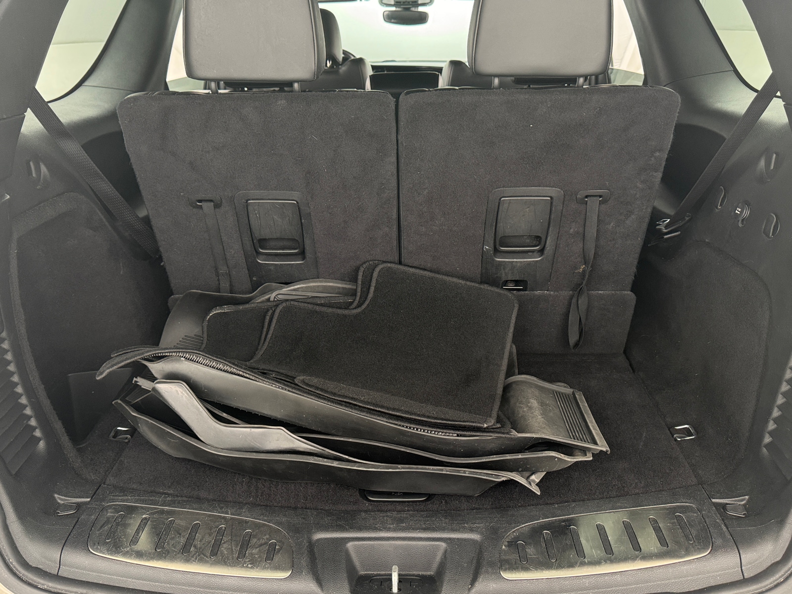 Thumbnail: 2021 Dodge Durango - 6