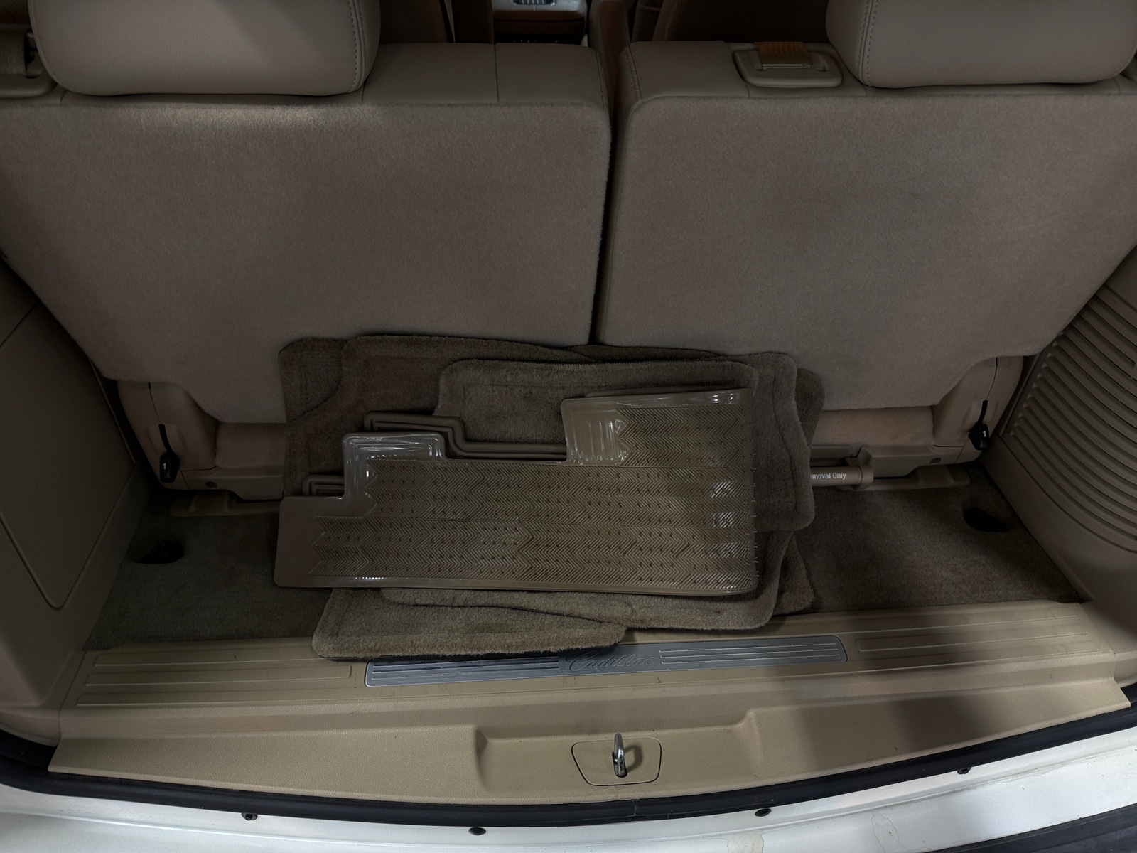 Thumbnail: 2013 Cadillac Escalade - 6