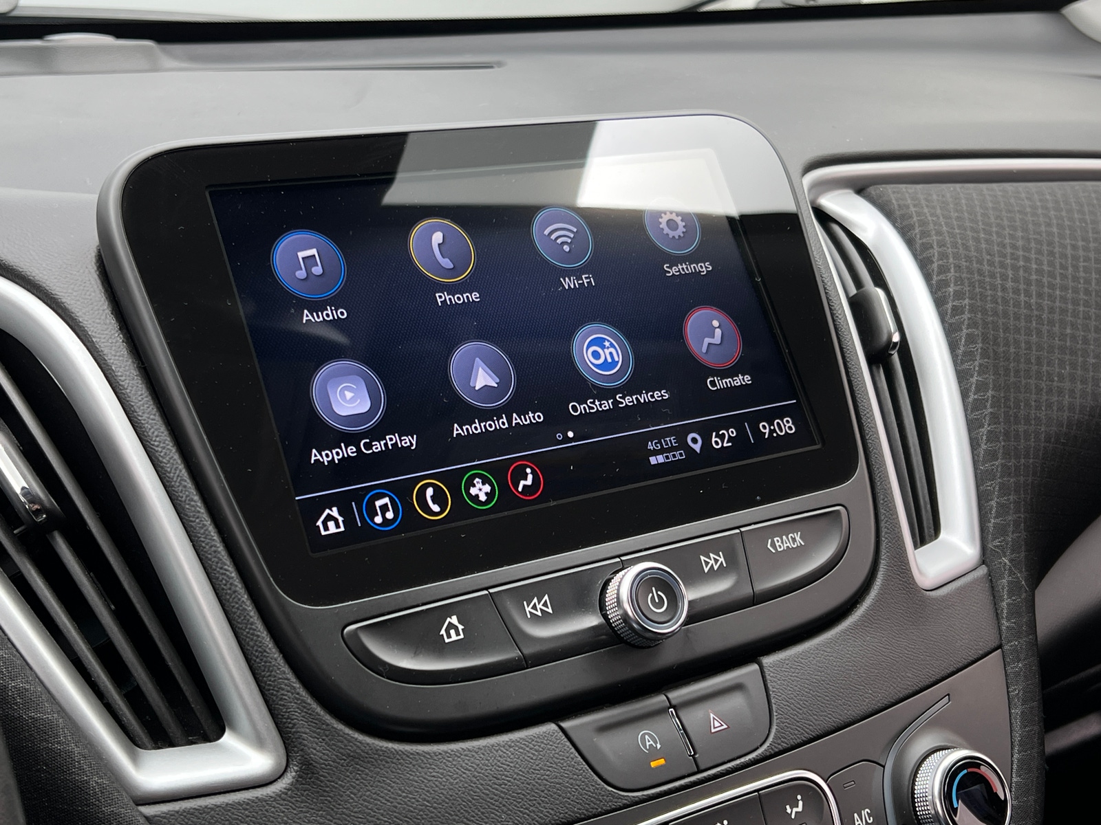 Thumbnail: 2023 Chevrolet Malibu - 4