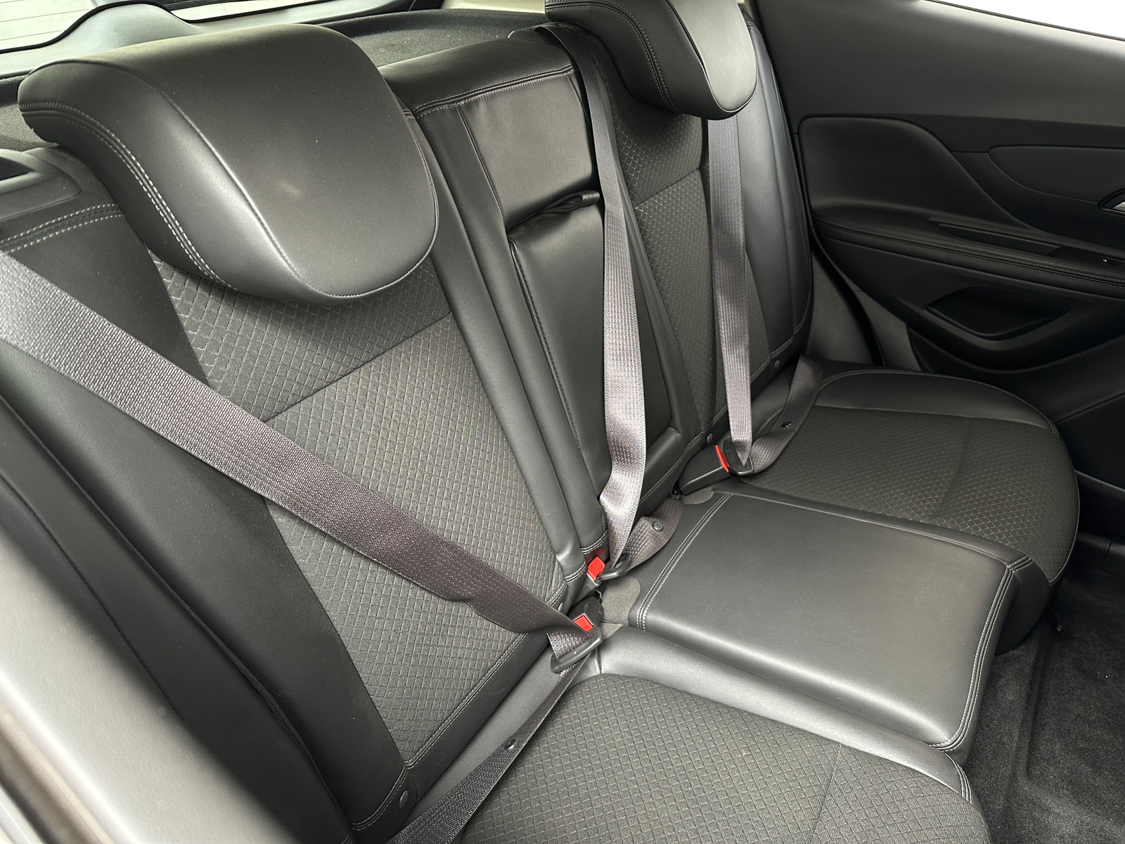 Thumbnail: 2018 Buick Encore - 6