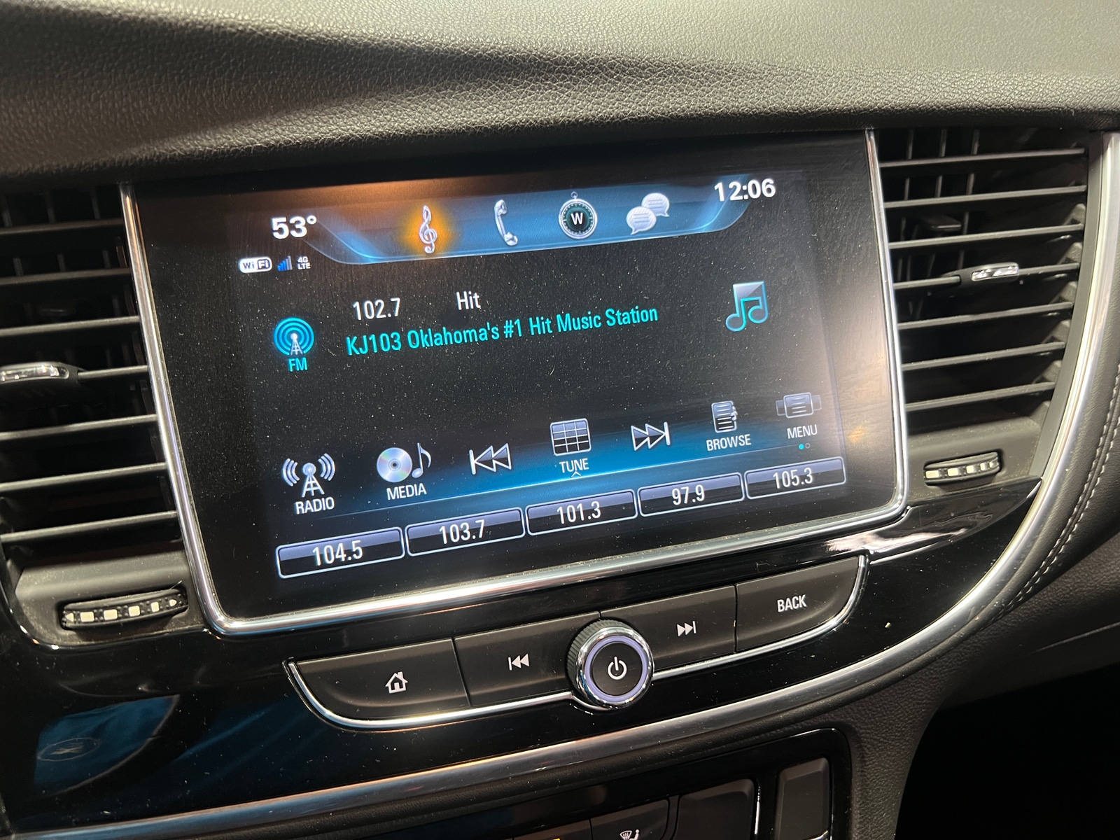 Thumbnail: 2018 Buick Encore - 4