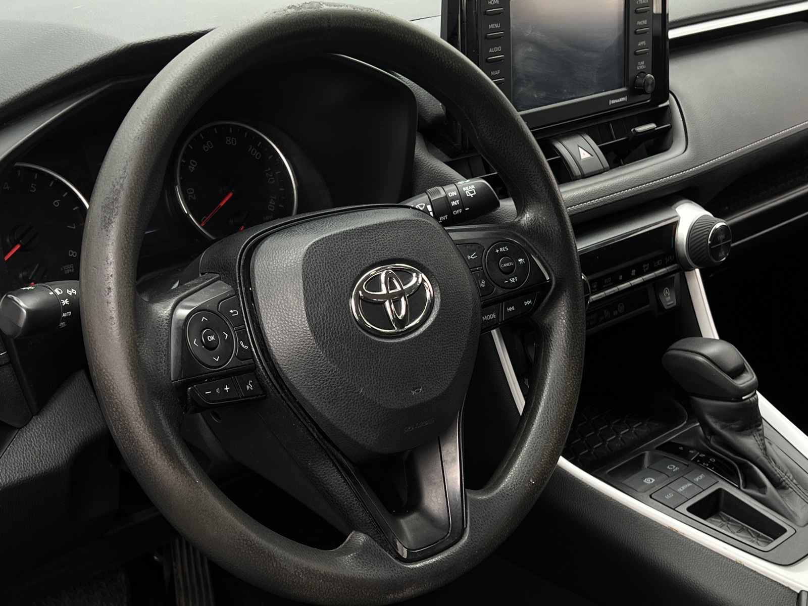 Thumbnail: 2022 Toyota RAV4 - 5