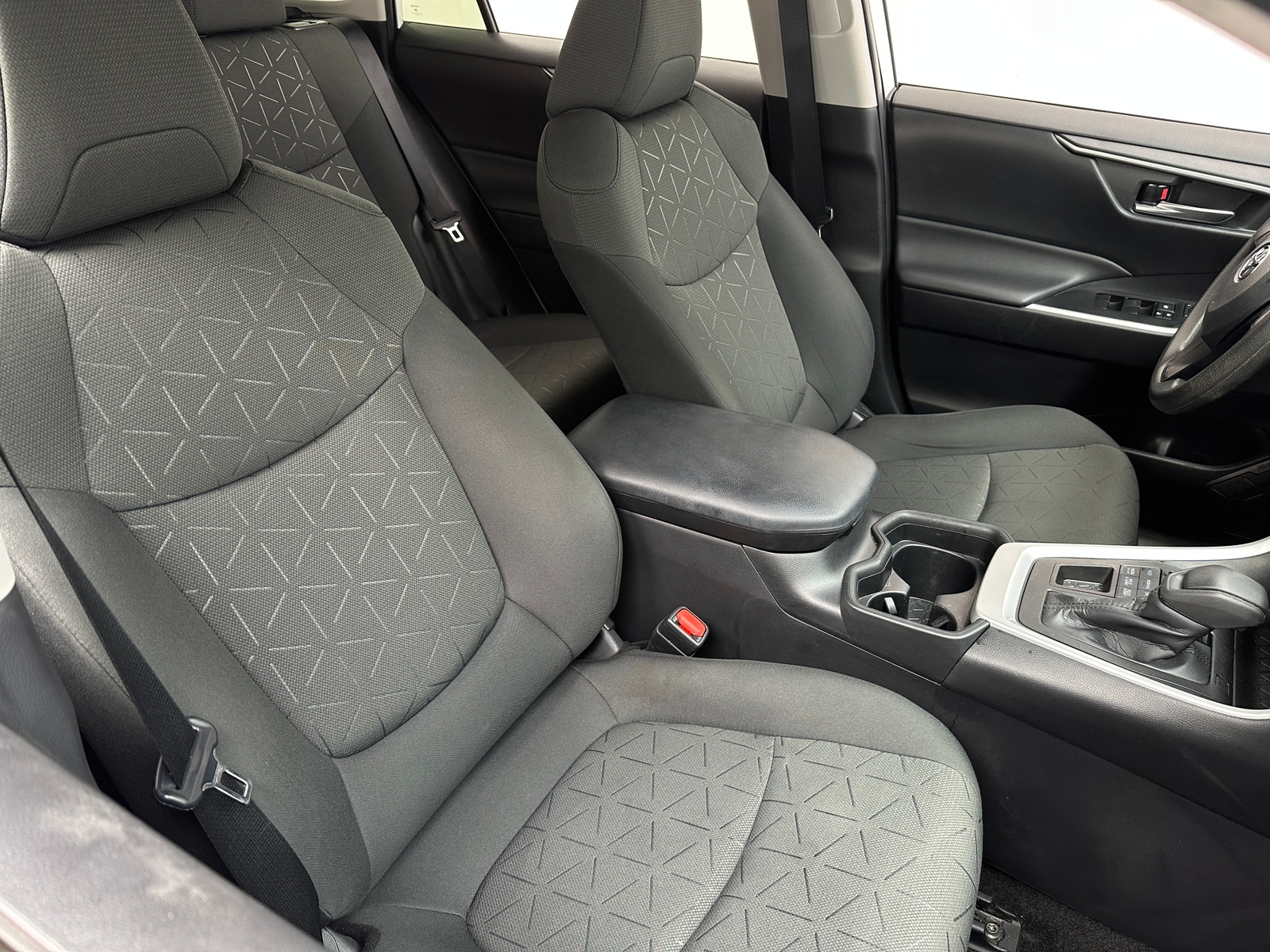 Thumbnail: 2021 Toyota RAV4 - 2