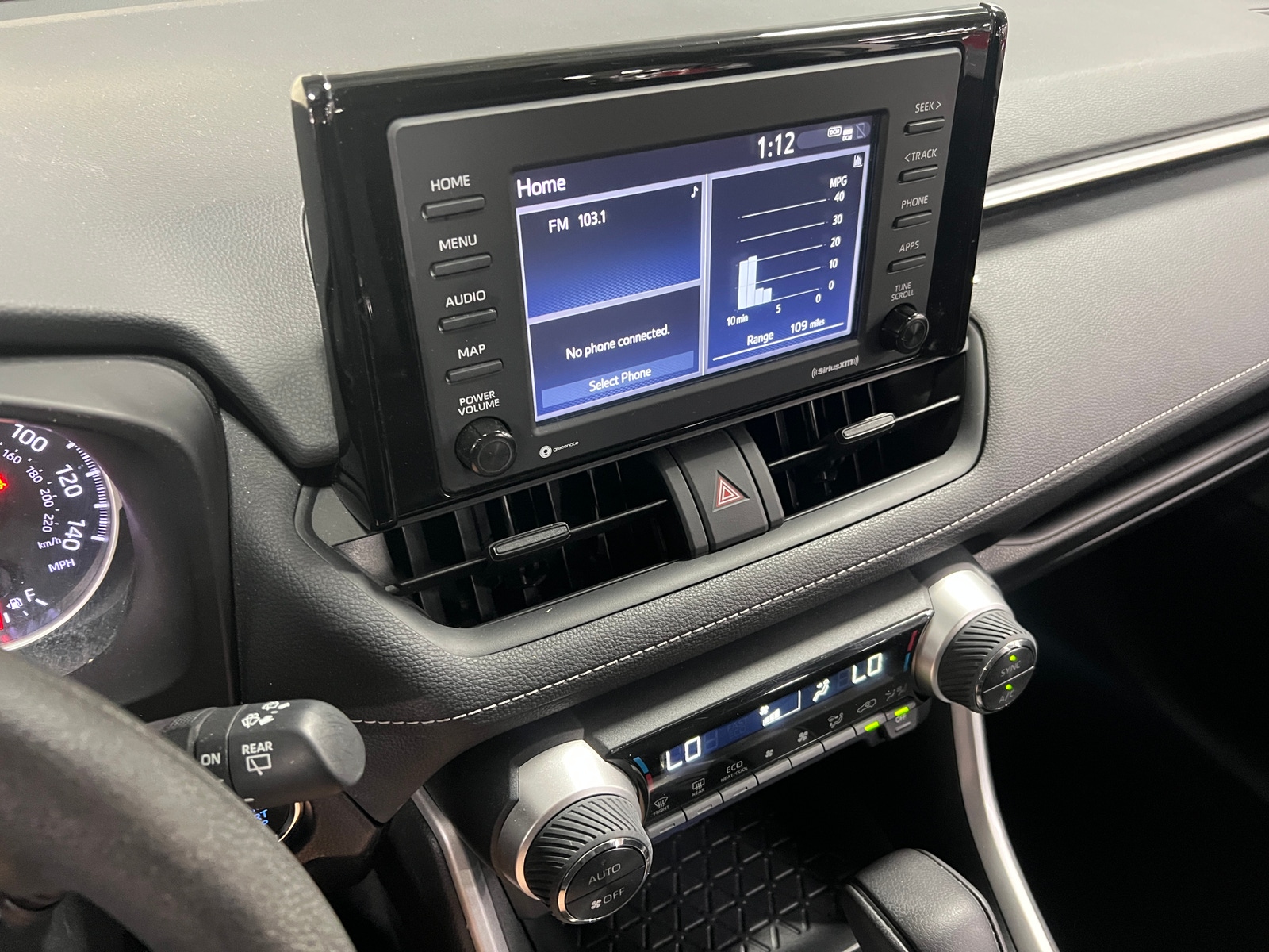 Thumbnail: 2021 Toyota RAV4 - 4