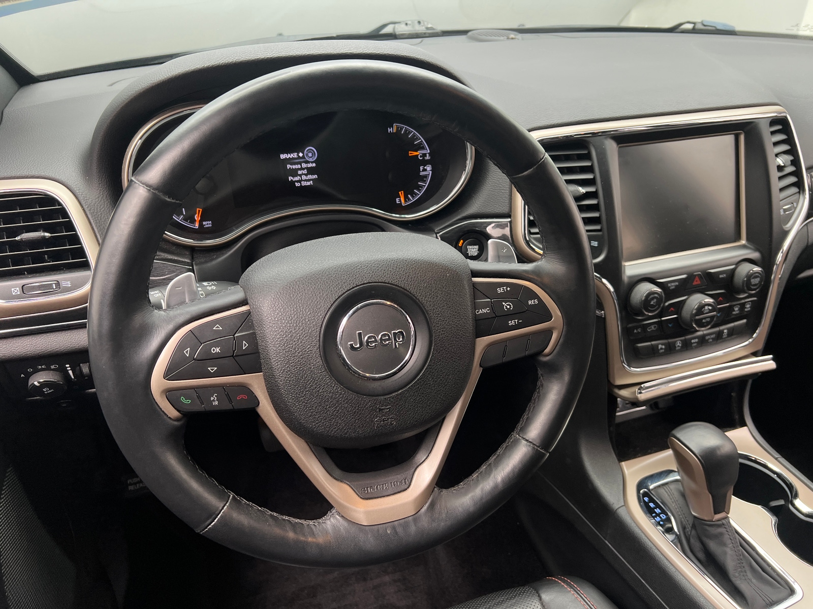Thumbnail: 2017 Jeep Grand Cherokee - 4