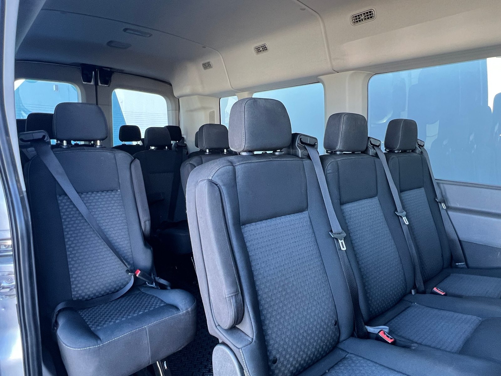 Thumbnail: 2022 Ford Econoline - 6