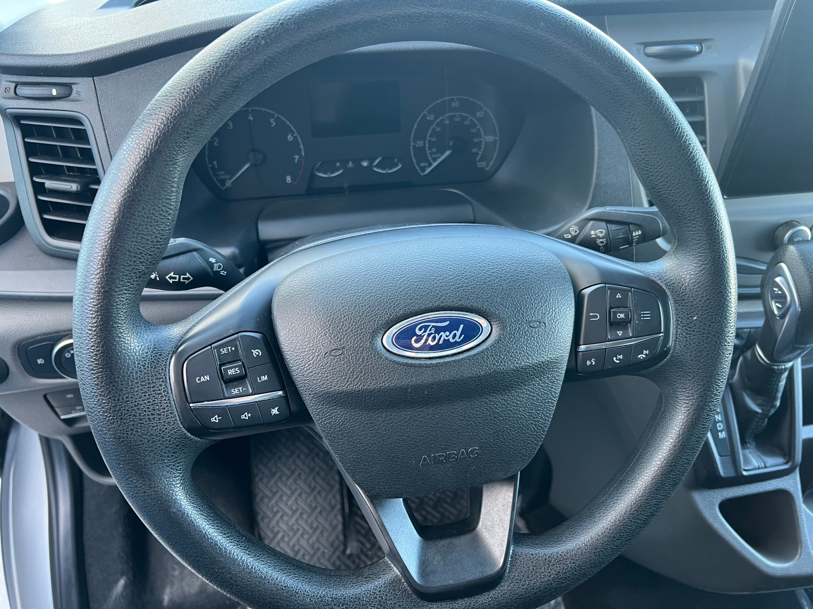 Thumbnail: 2022 Ford Econoline - 5