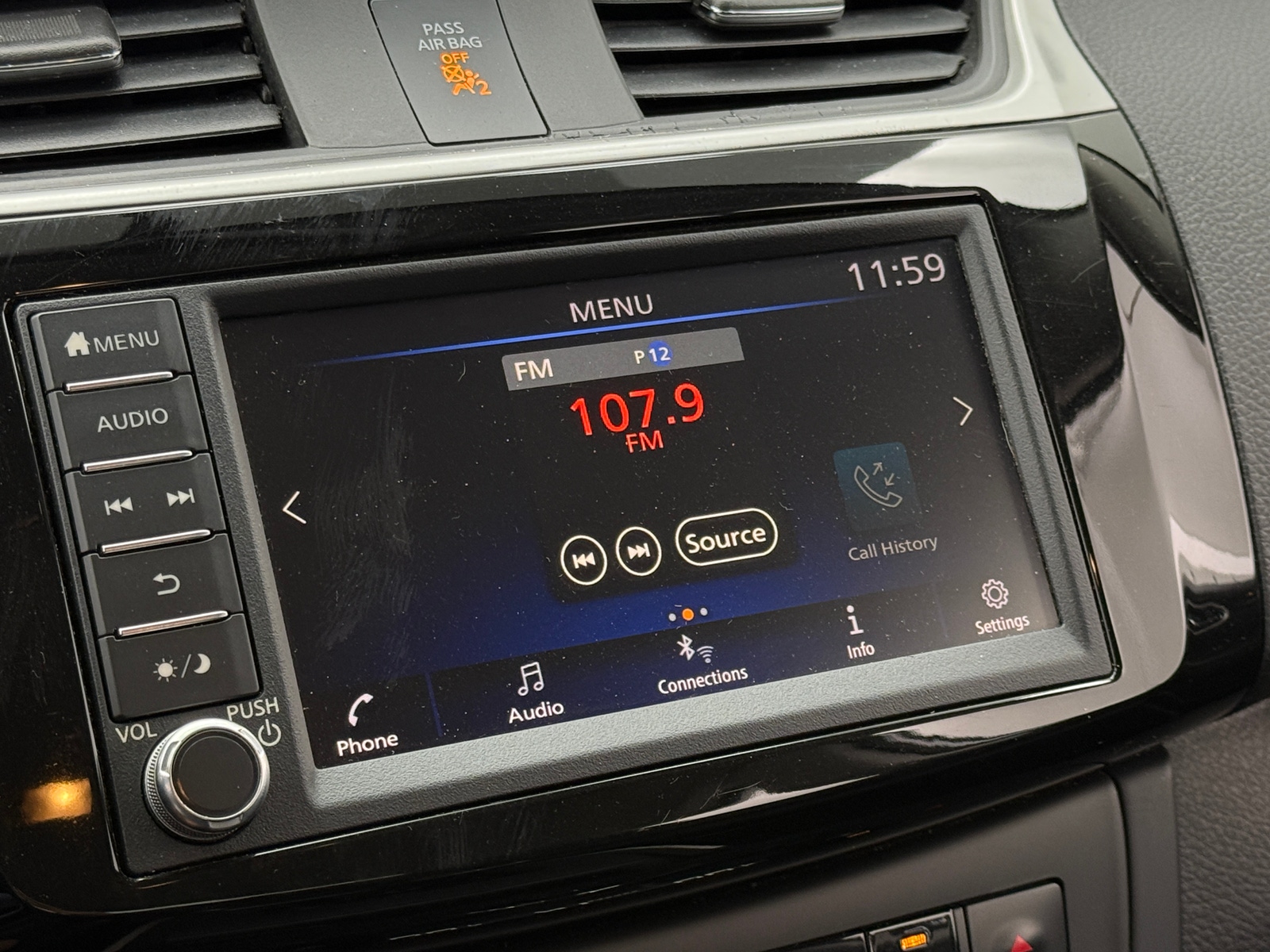 Thumbnail: 2019 Nissan Sentra - 4