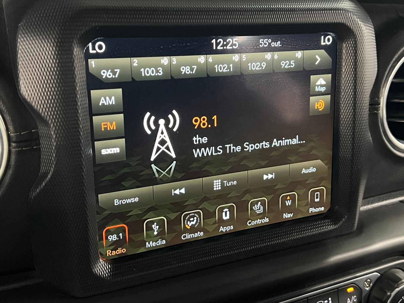 Thumbnail: 2018 Jeep Wrangler - 3