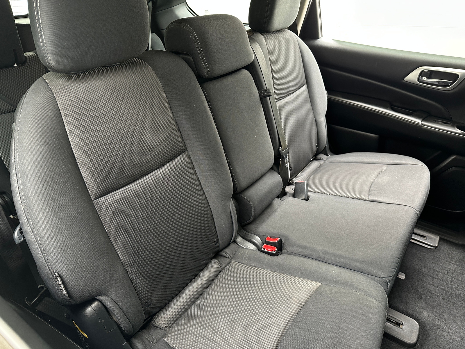 Thumbnail: 2019 Nissan Pathfinder - 6