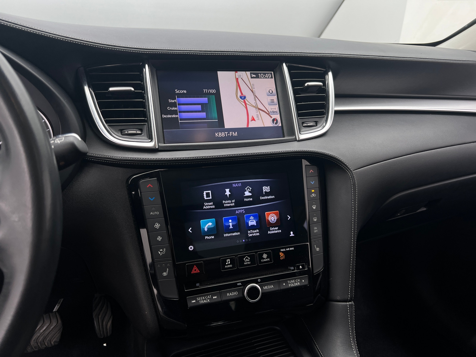 Thumbnail: 2019 INFINITI QX50 - 3
