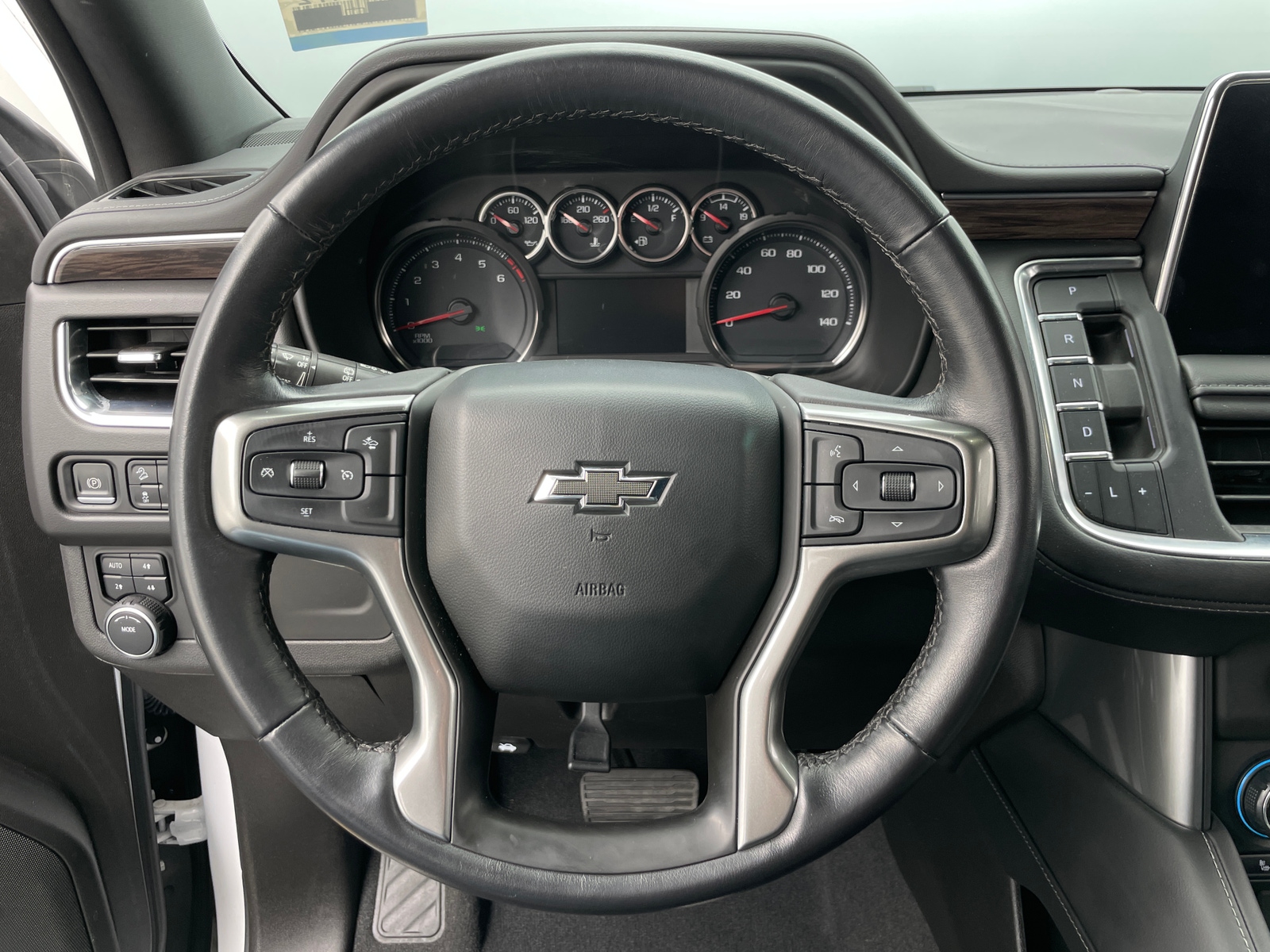 Thumbnail: 2021 Chevrolet Suburban - 4
