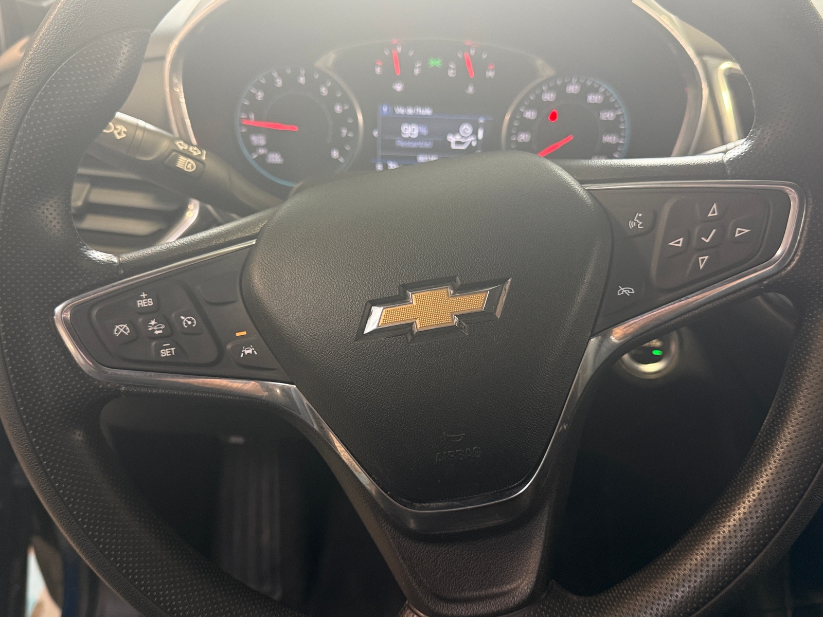 Thumbnail: 2021 Chevrolet Equinox - 5