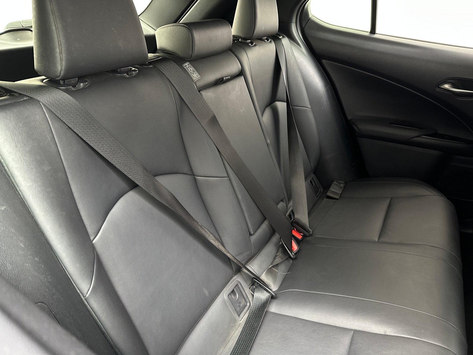 Thumbnail: 2019 Lexus UX - 6