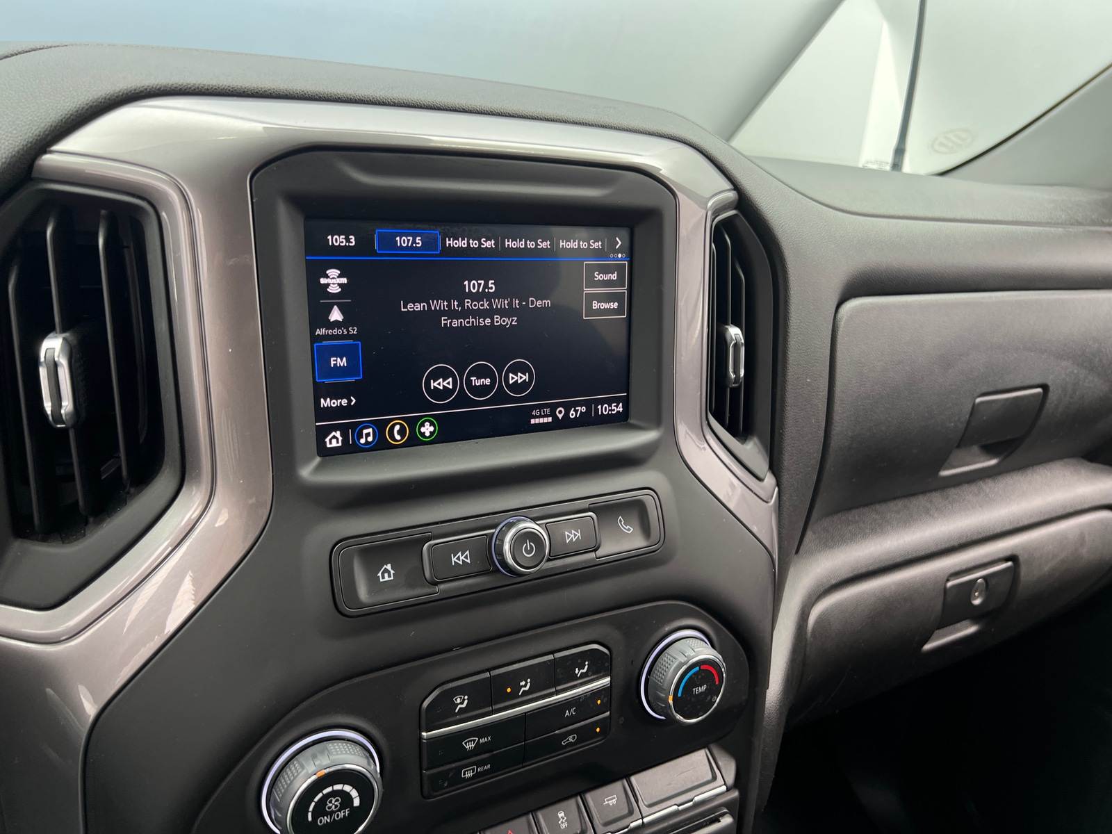 Thumbnail: 2023 Chevrolet Silverado 1500 - 4