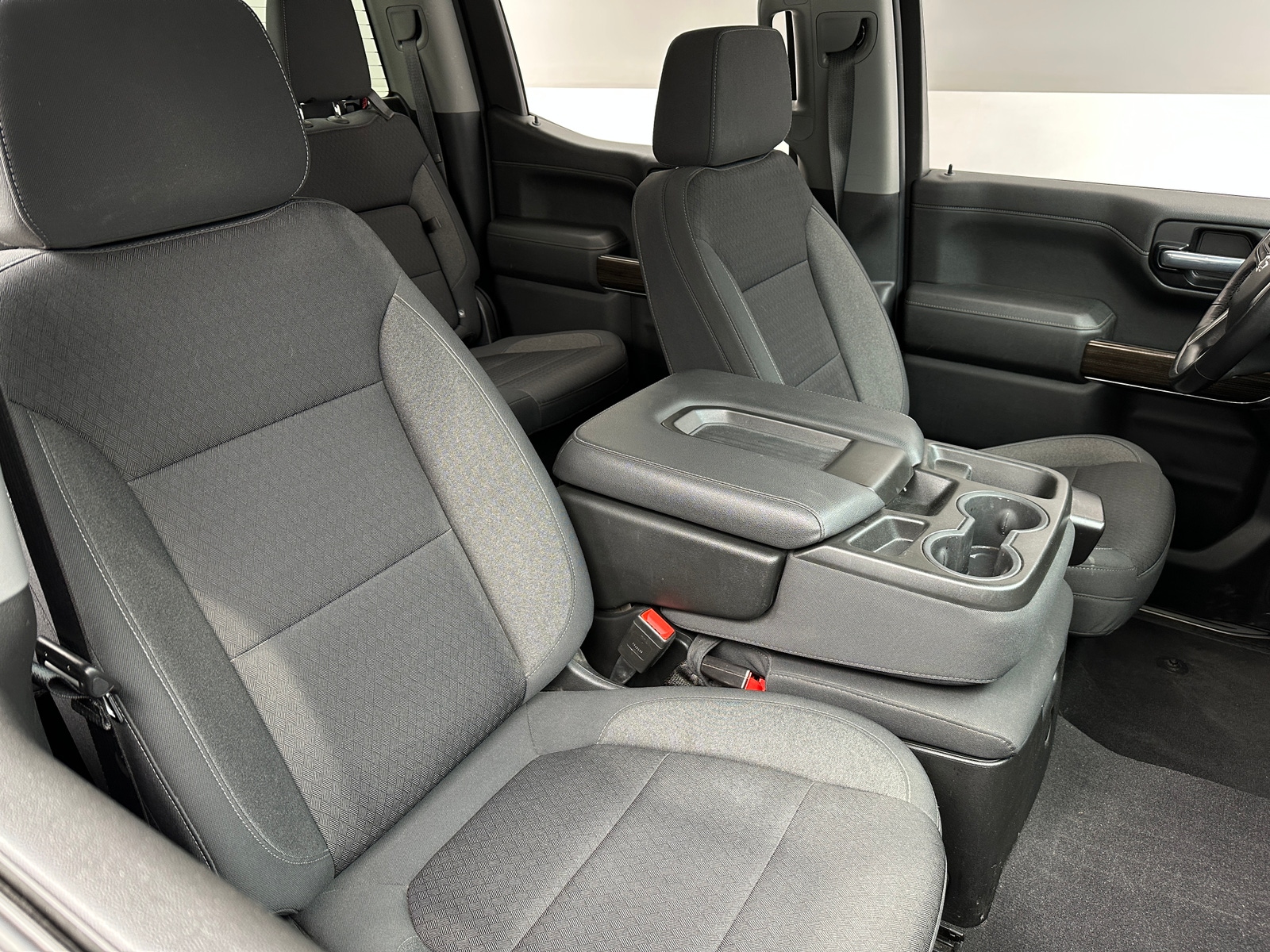 Thumbnail: 2021 Chevrolet Silverado 1500 - 2