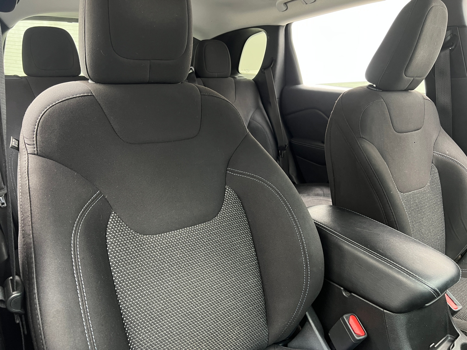 Thumbnail: 2019 Jeep Cherokee - 2