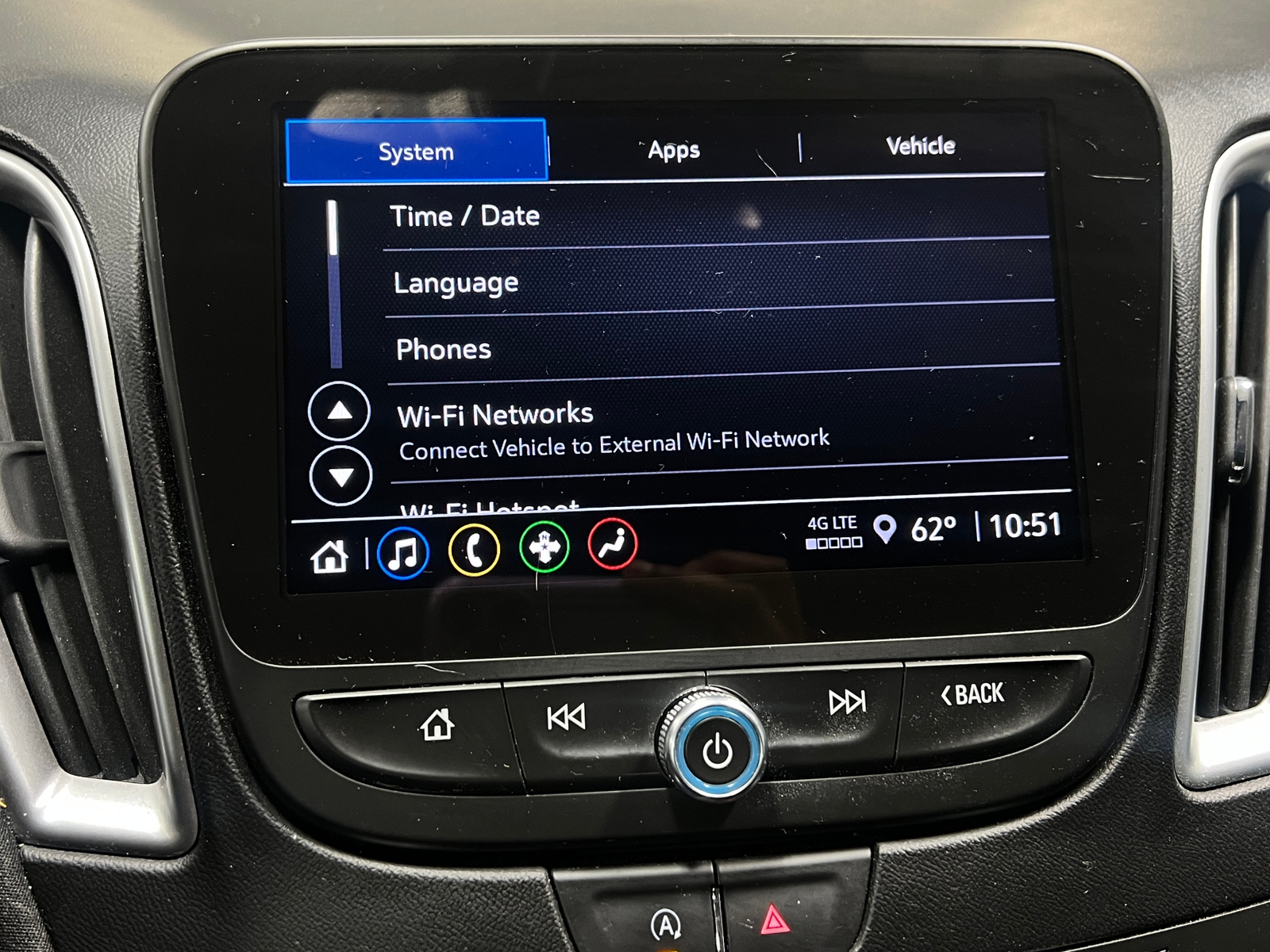 Thumbnail: 2023 Chevrolet Malibu - 4