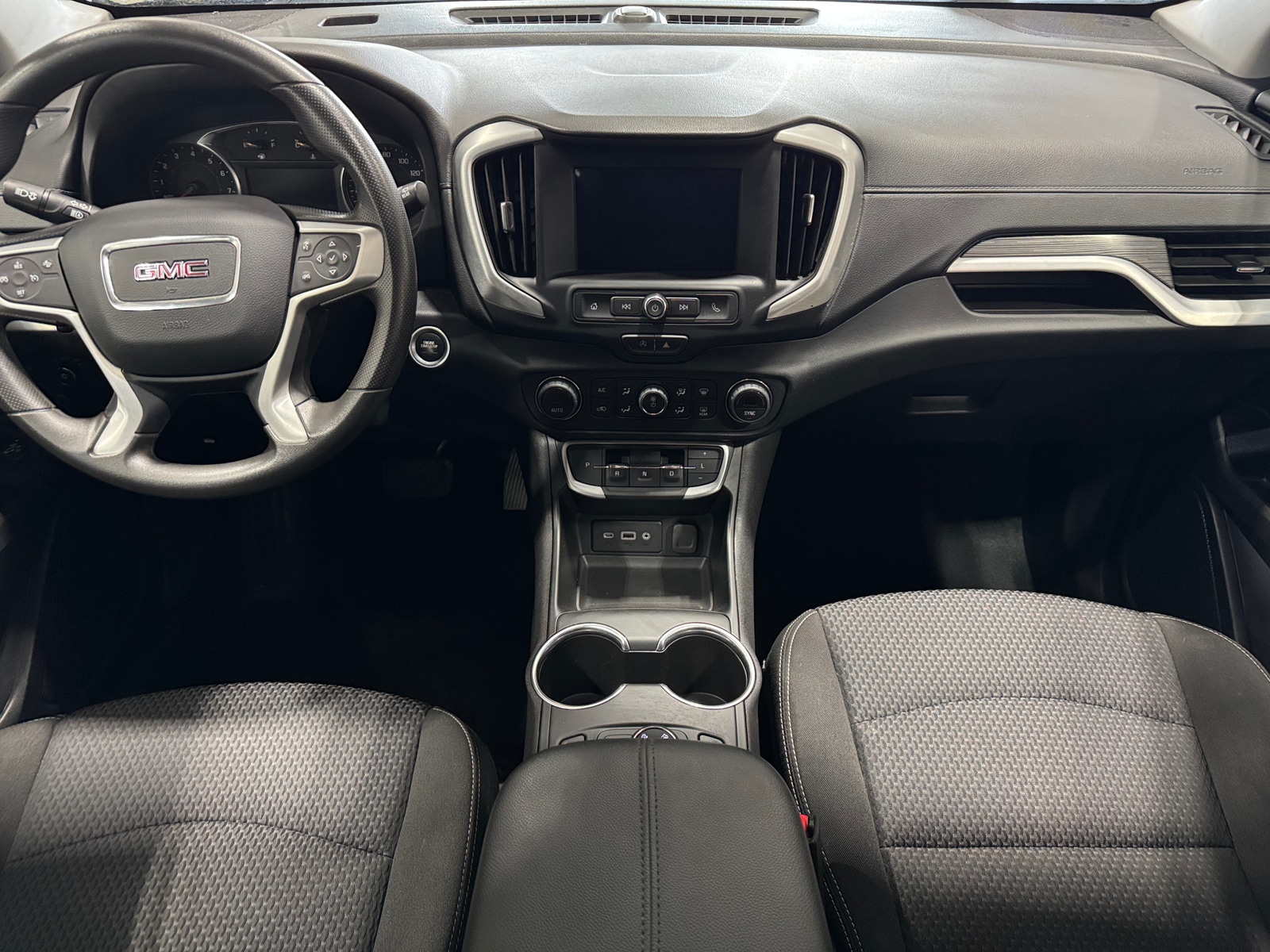 Thumbnail: 2022 GMC Terrain - 3