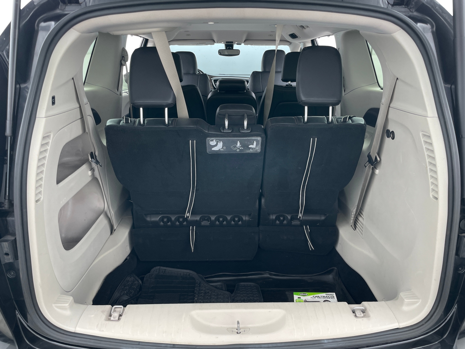 Thumbnail: 2019 Chrysler Pacifica - 6