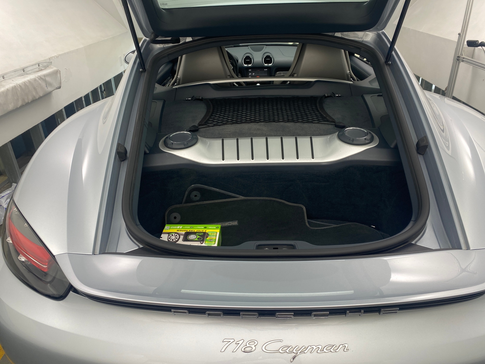 Thumbnail: 2017 Porsche 718 Cayman - 3