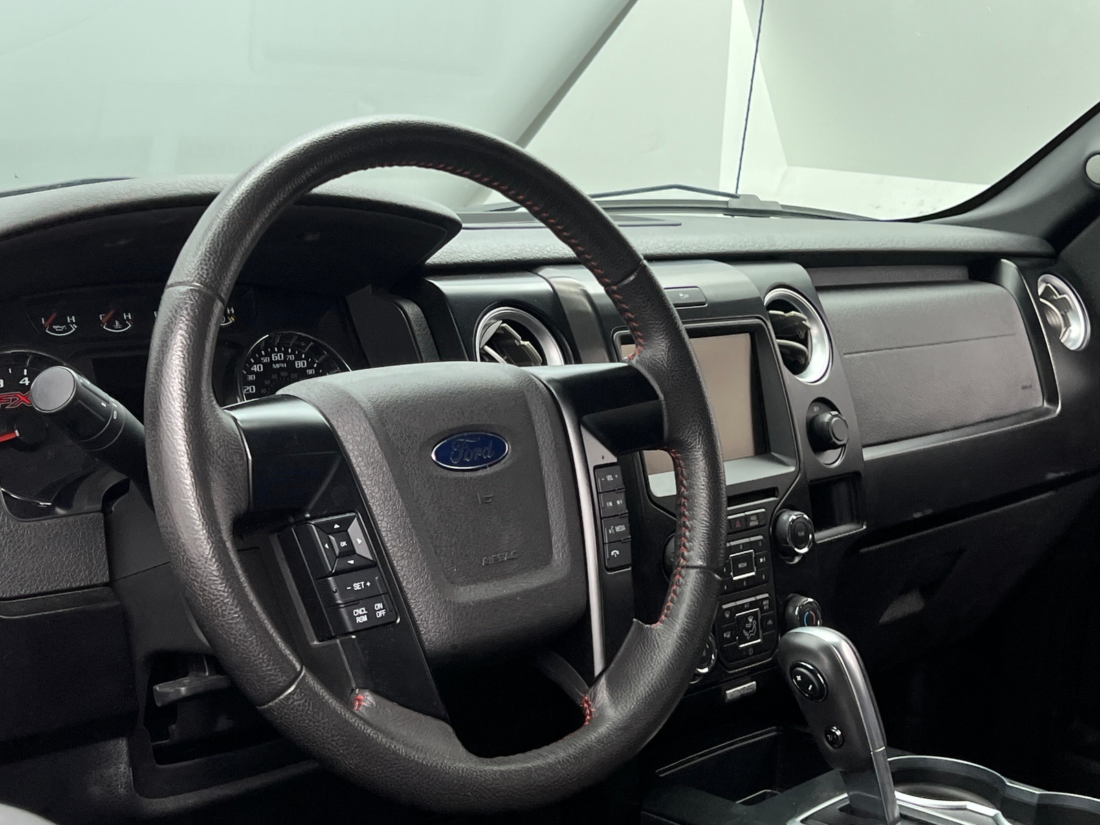 Thumbnail: 2014 Ford Econoline - 4