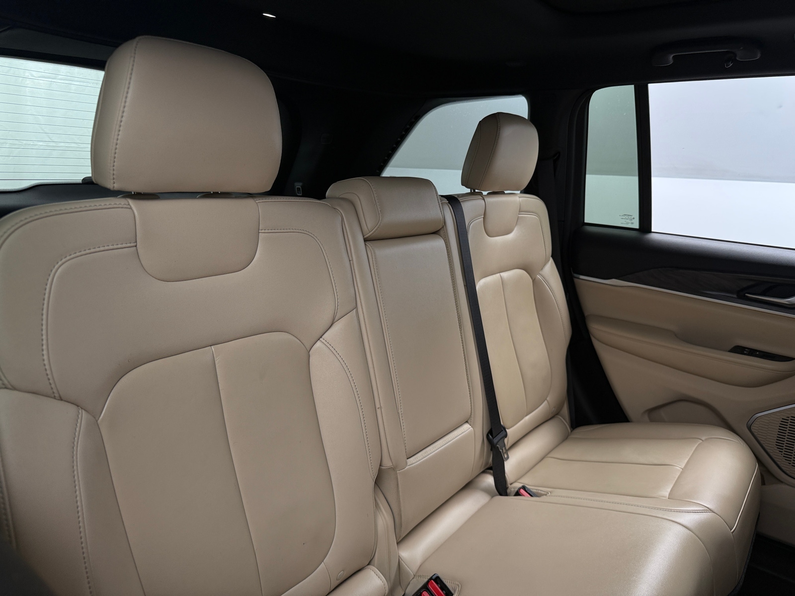 Thumbnail: 2022 Jeep Grand Cherokee - 5
