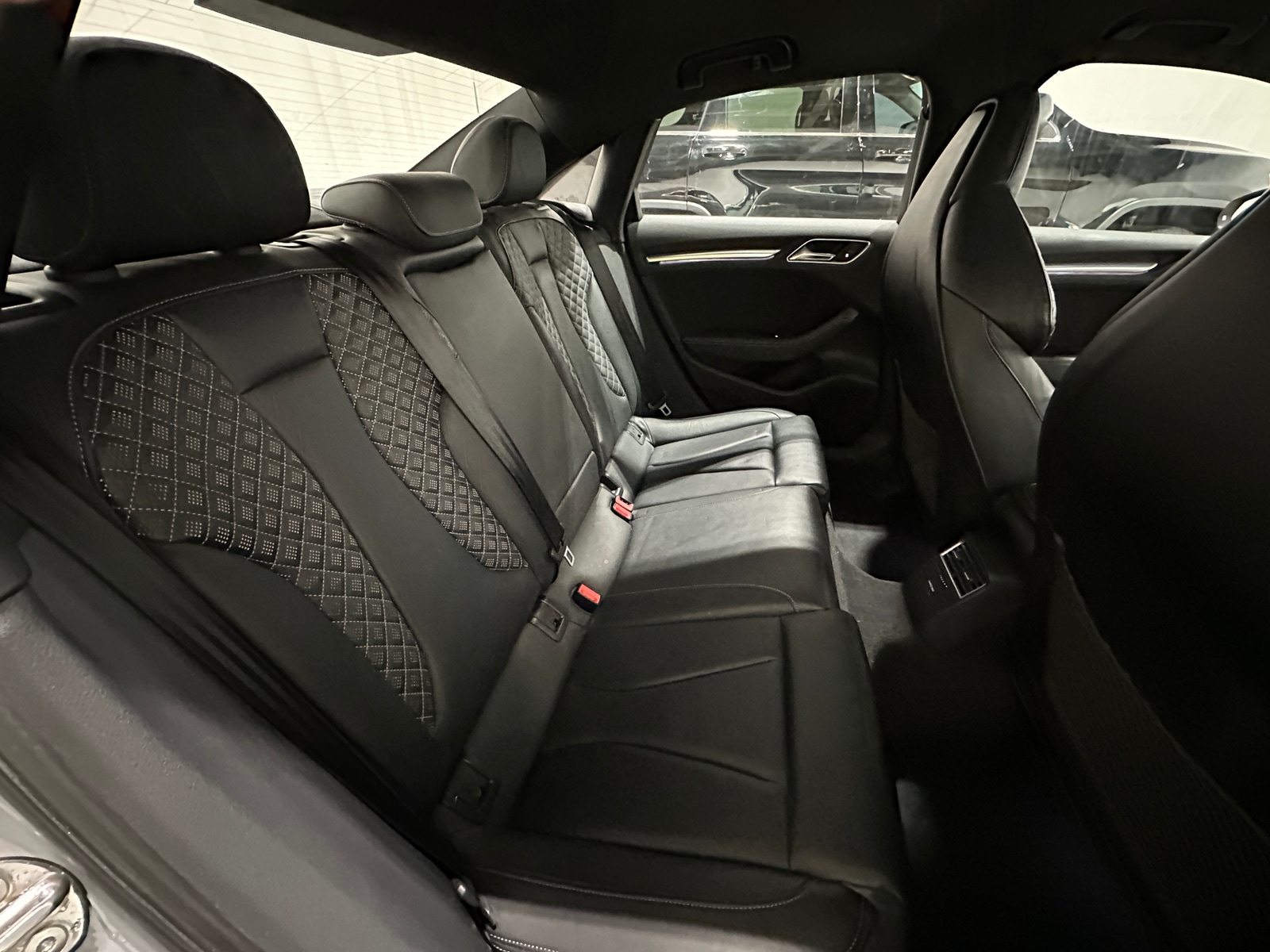 Thumbnail: 2019 Audi RS 3 - 5