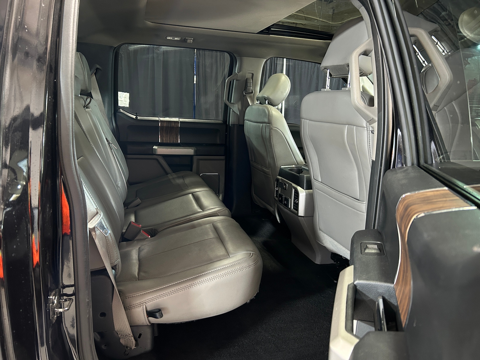 Thumbnail: 2019 Ford Econoline - 5
