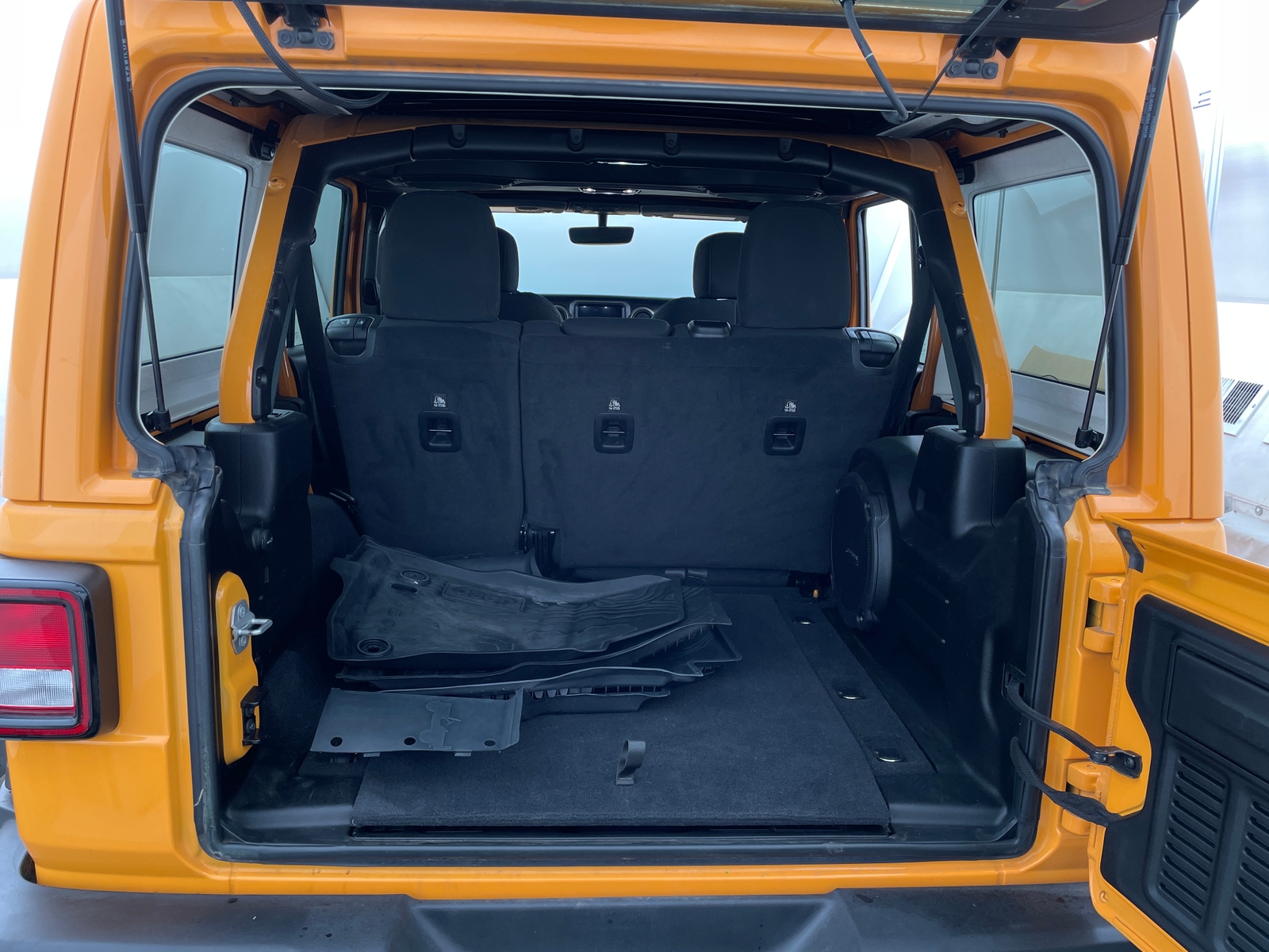 Thumbnail: 2021 Jeep Wrangler - 7