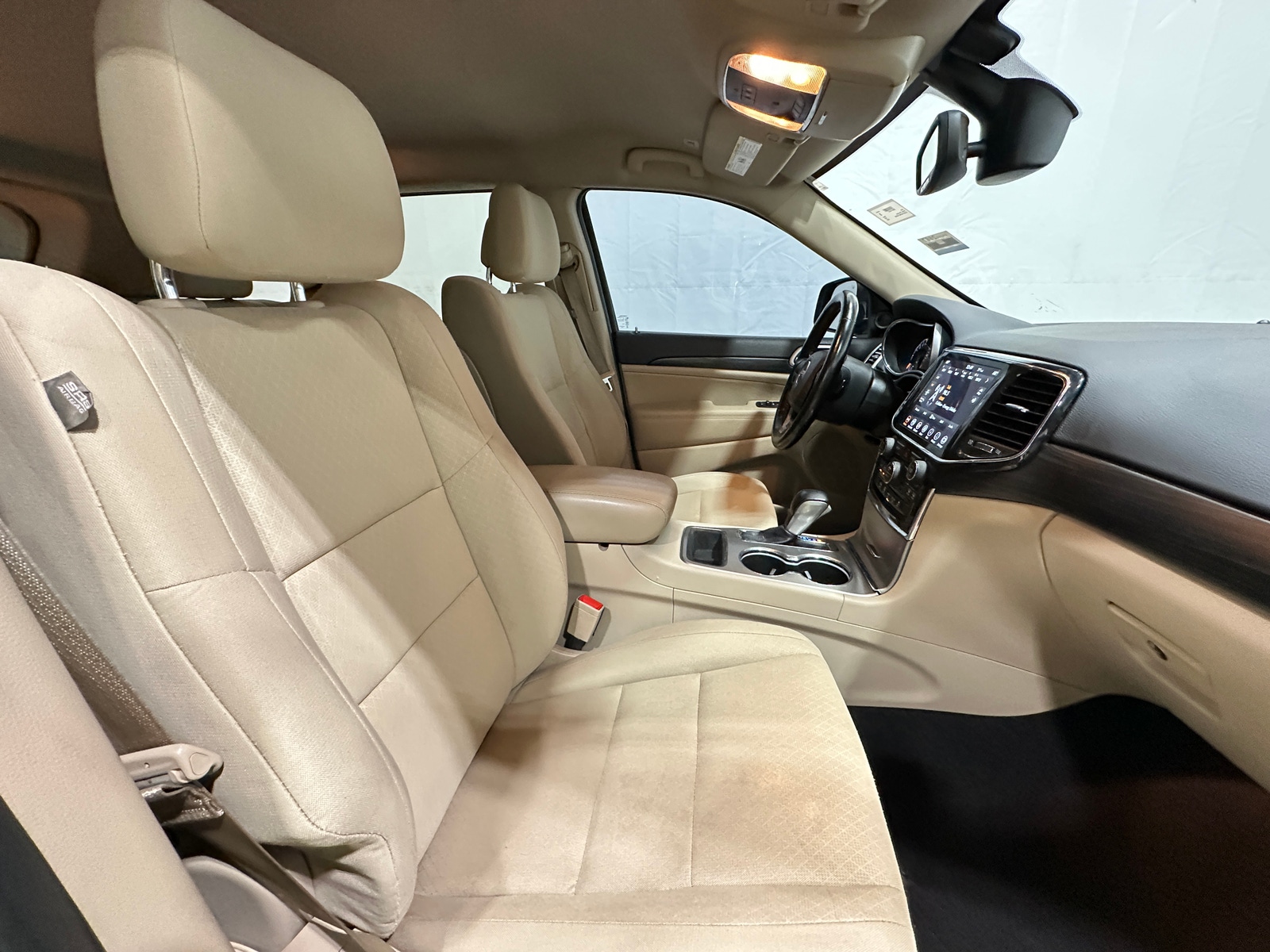 Thumbnail: 2022 Jeep Grand Cherokee - 2