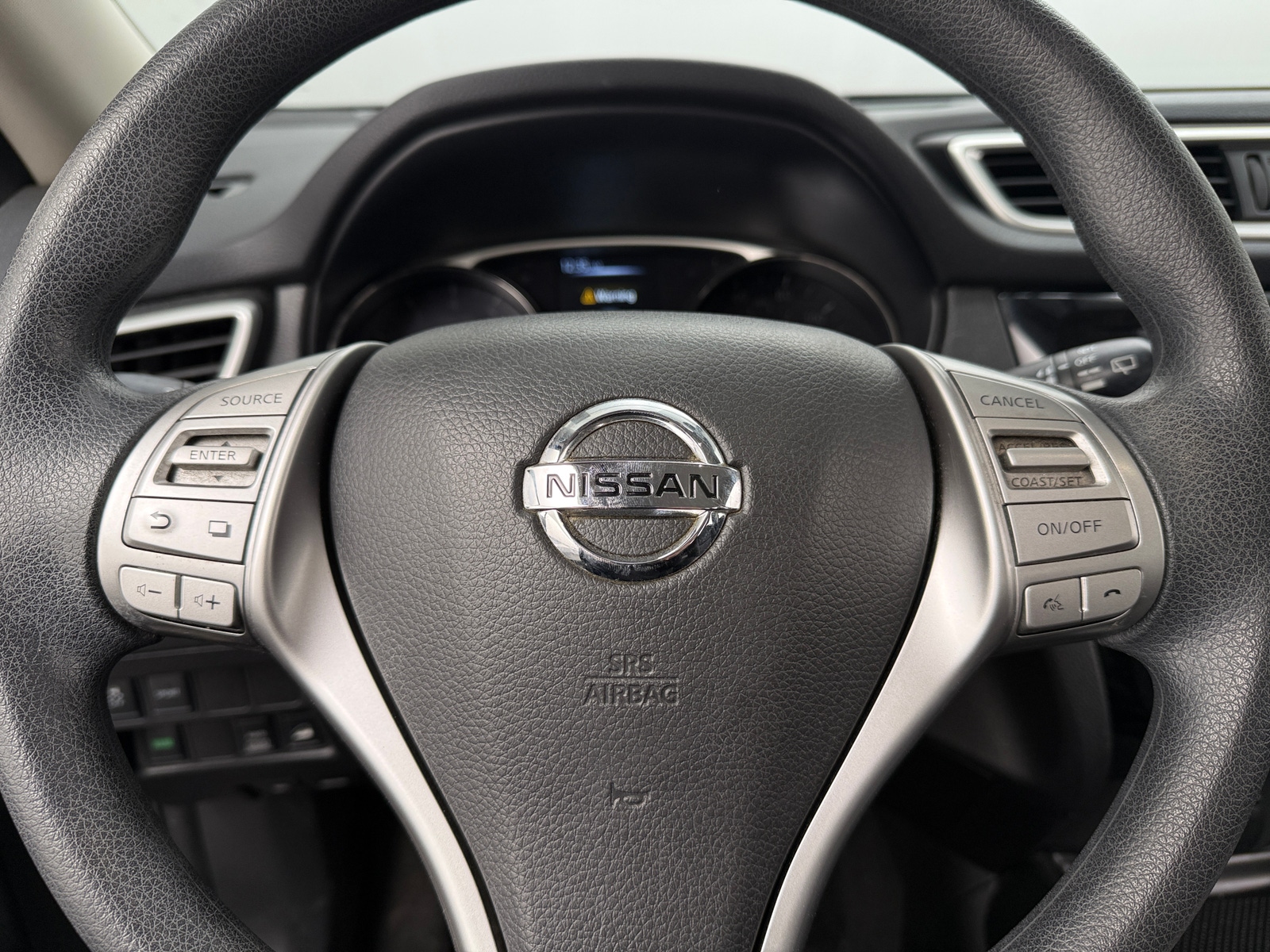 Thumbnail: 2016 Nissan Rogue - 5
