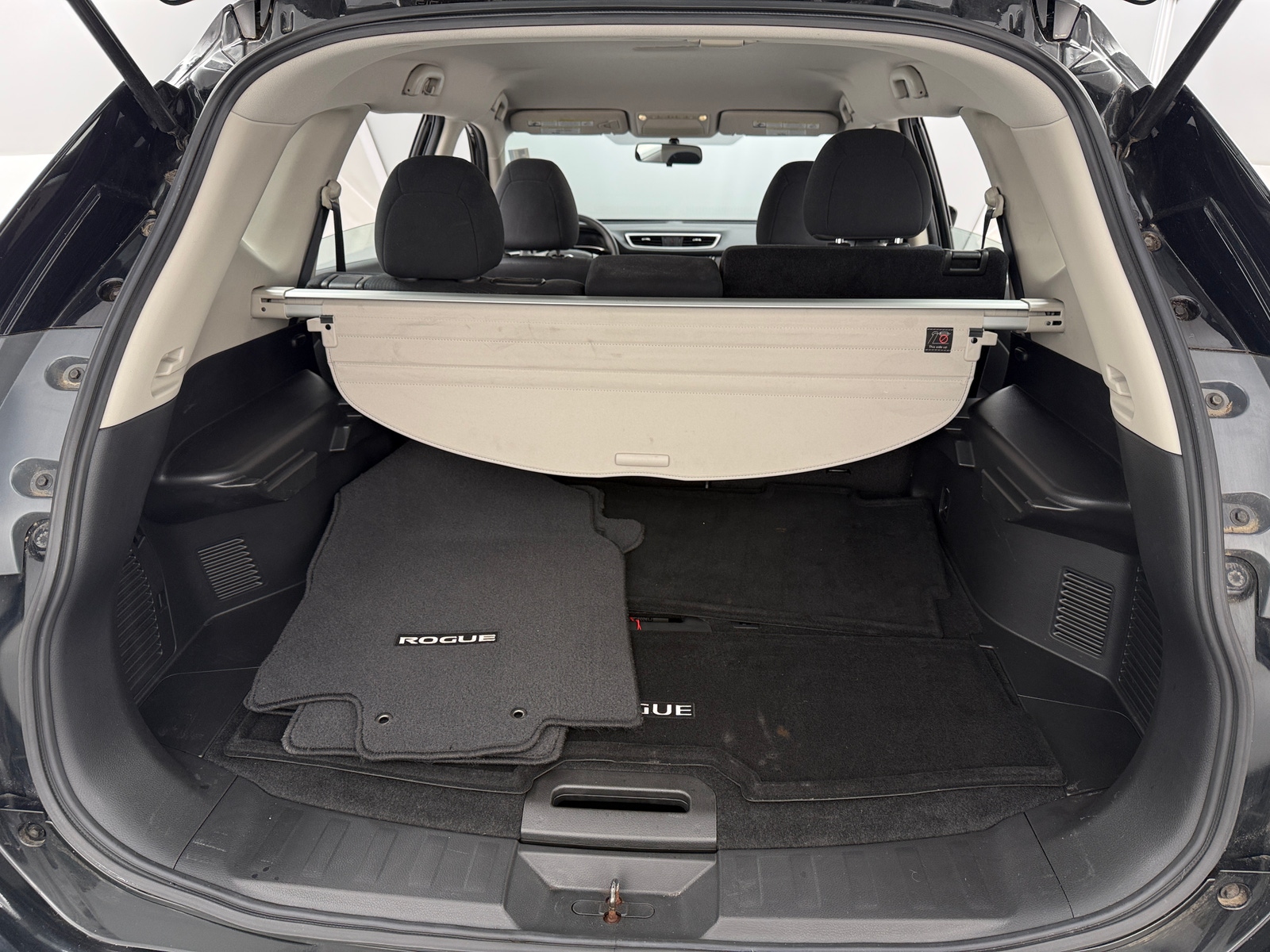 Thumbnail: 2016 Nissan Rogue - 7