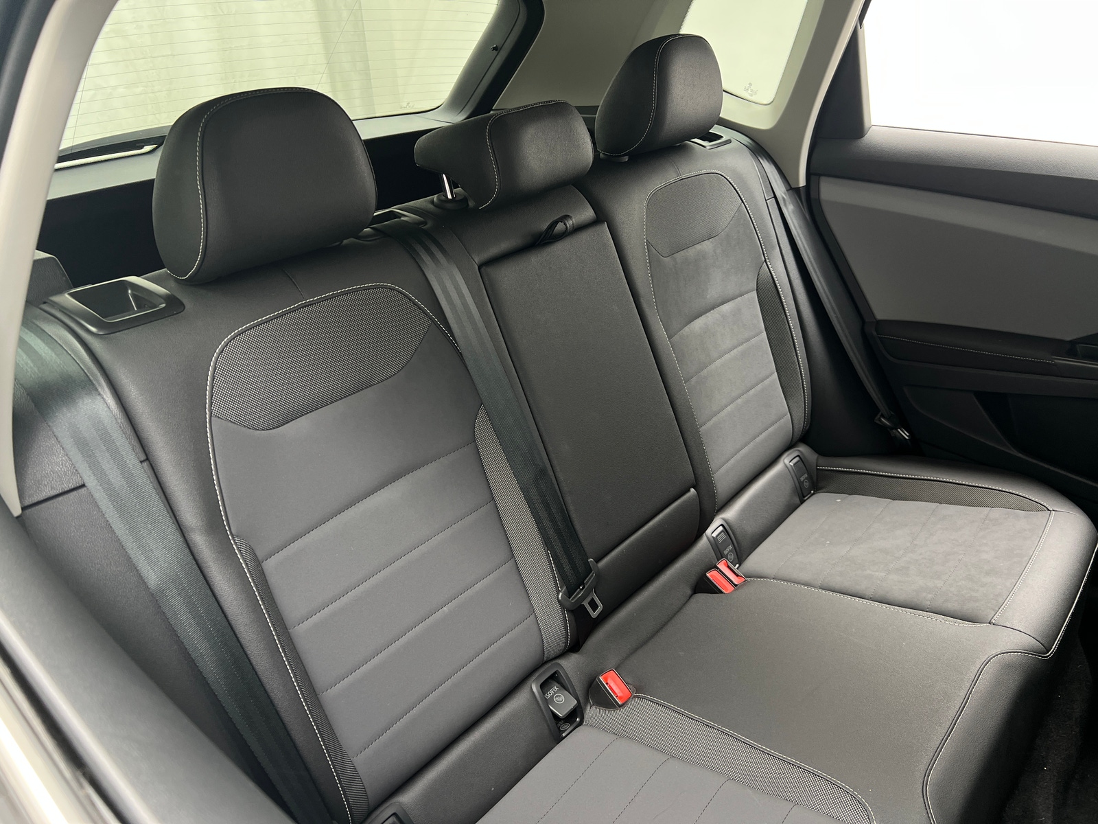 Thumbnail: 2024 Volkswagen Taos - 6