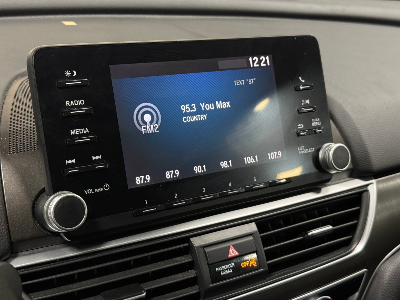 Thumbnail: 2019 Honda Accord - 4