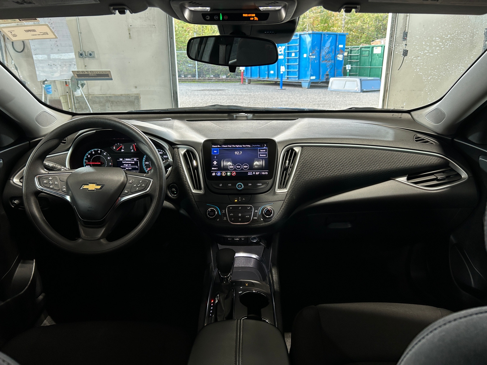 Thumbnail: 2024 Chevrolet Malibu - 3