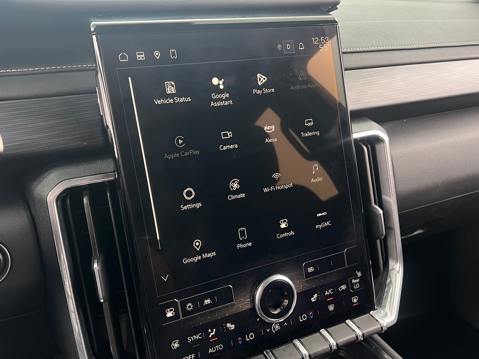 Thumbnail: 2025 GMC Acadia - 4