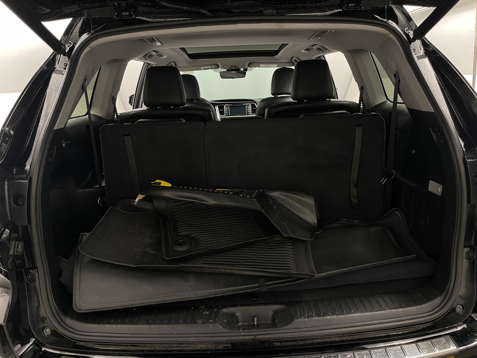 Thumbnail: 2019 Toyota Highlander - 6