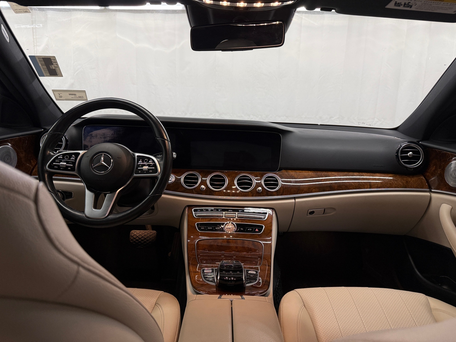 Thumbnail: 2019 Mercedes-Benz E-Class - 2
