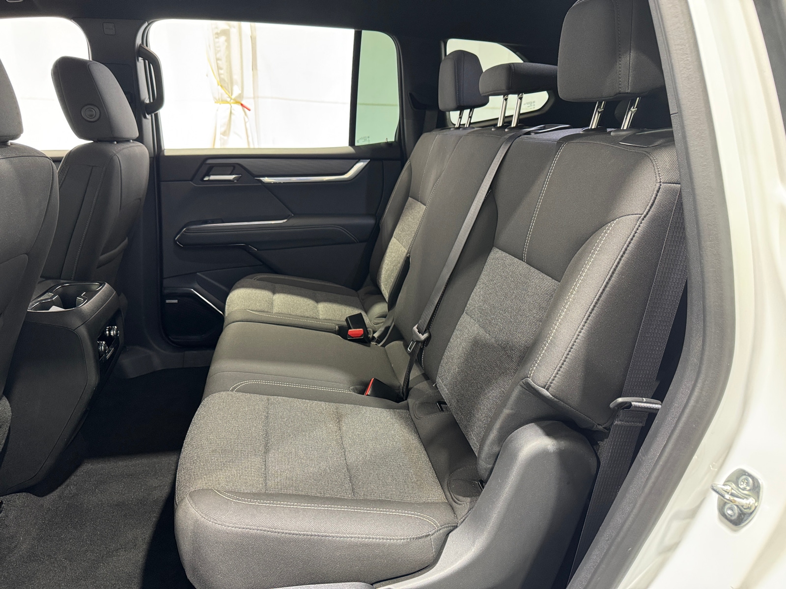 Thumbnail: 2025 GMC Acadia - 6