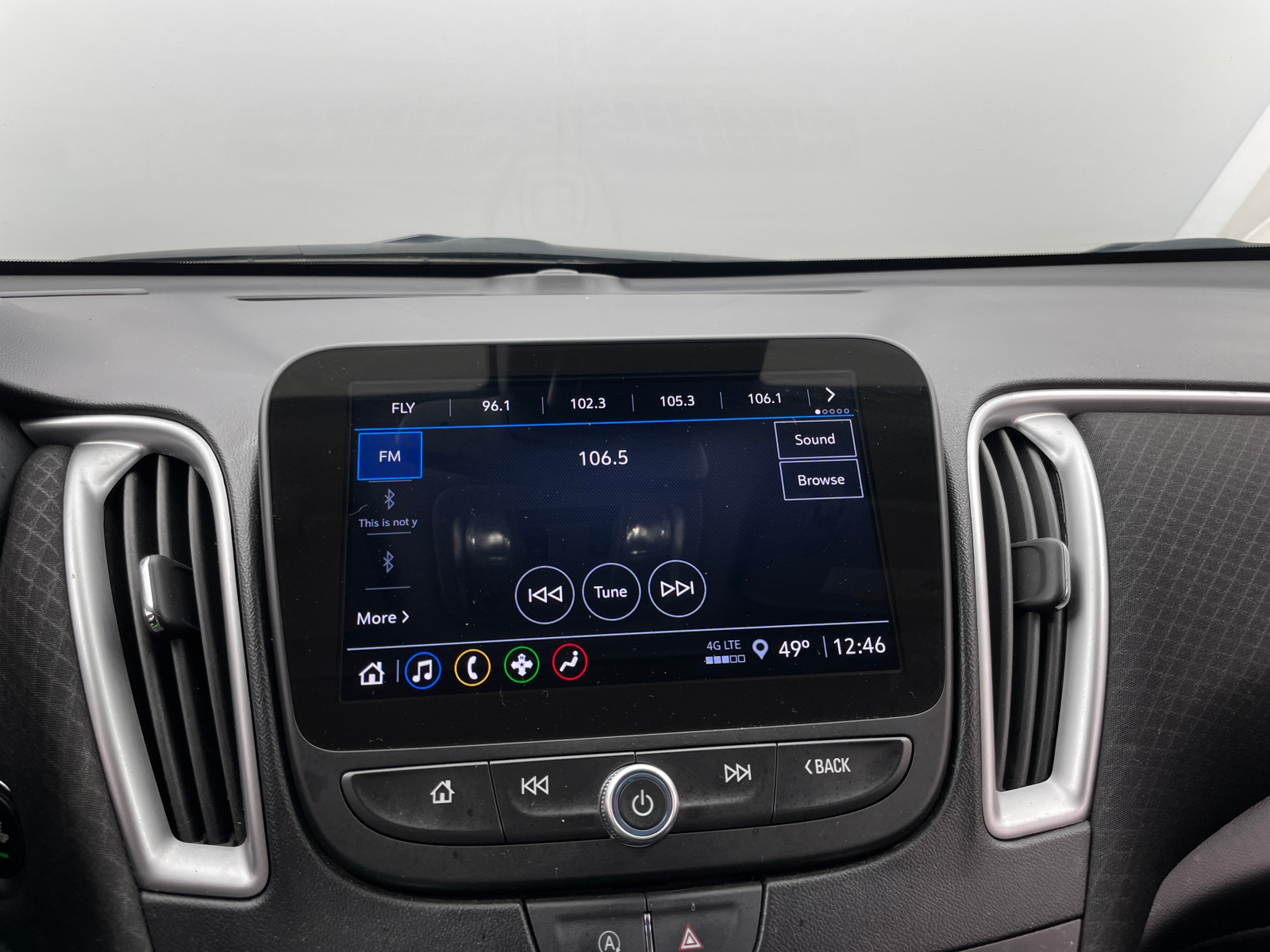 Thumbnail: 2024 Chevrolet Malibu - 4