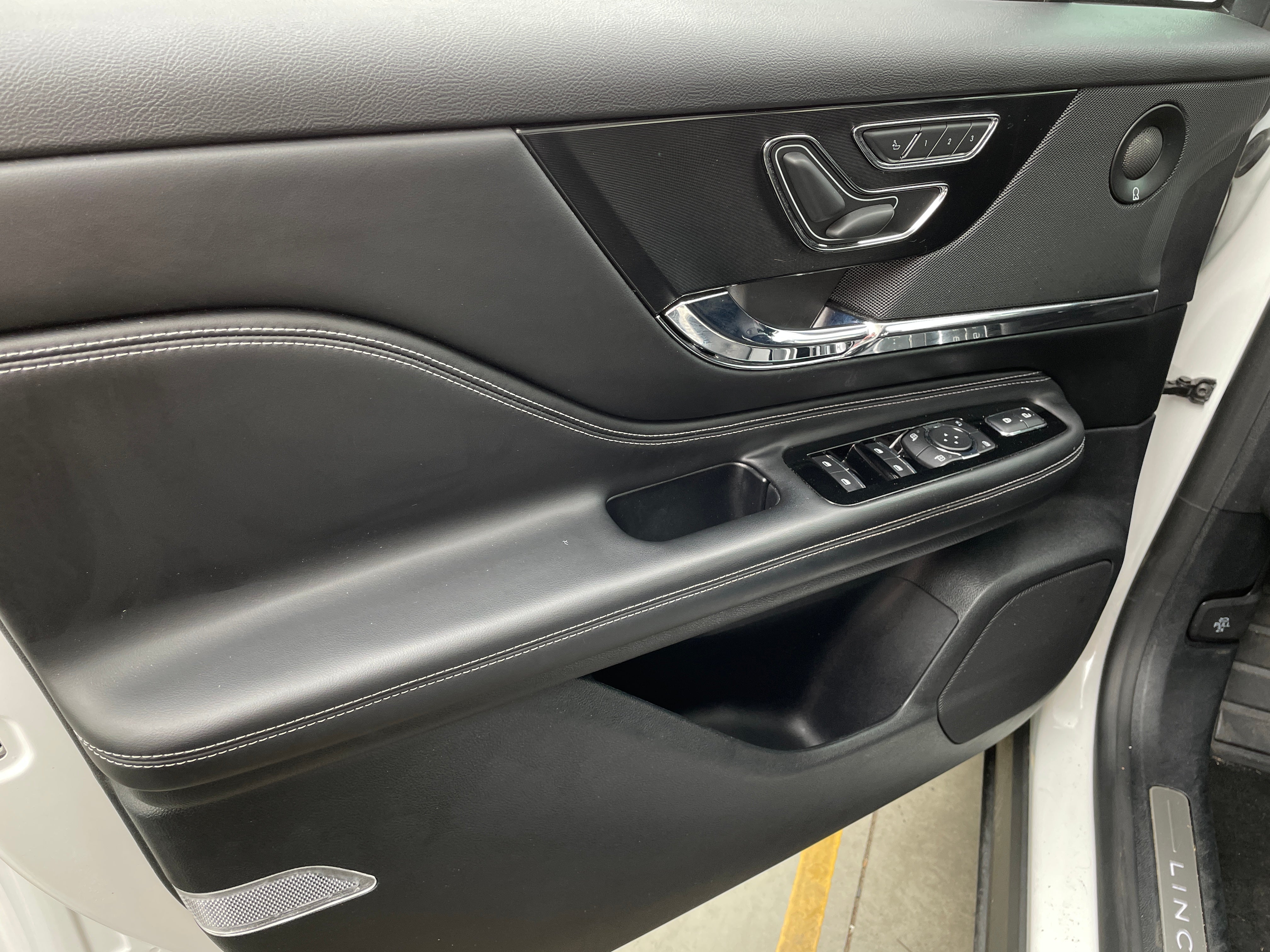 2020 Lincoln Corsair