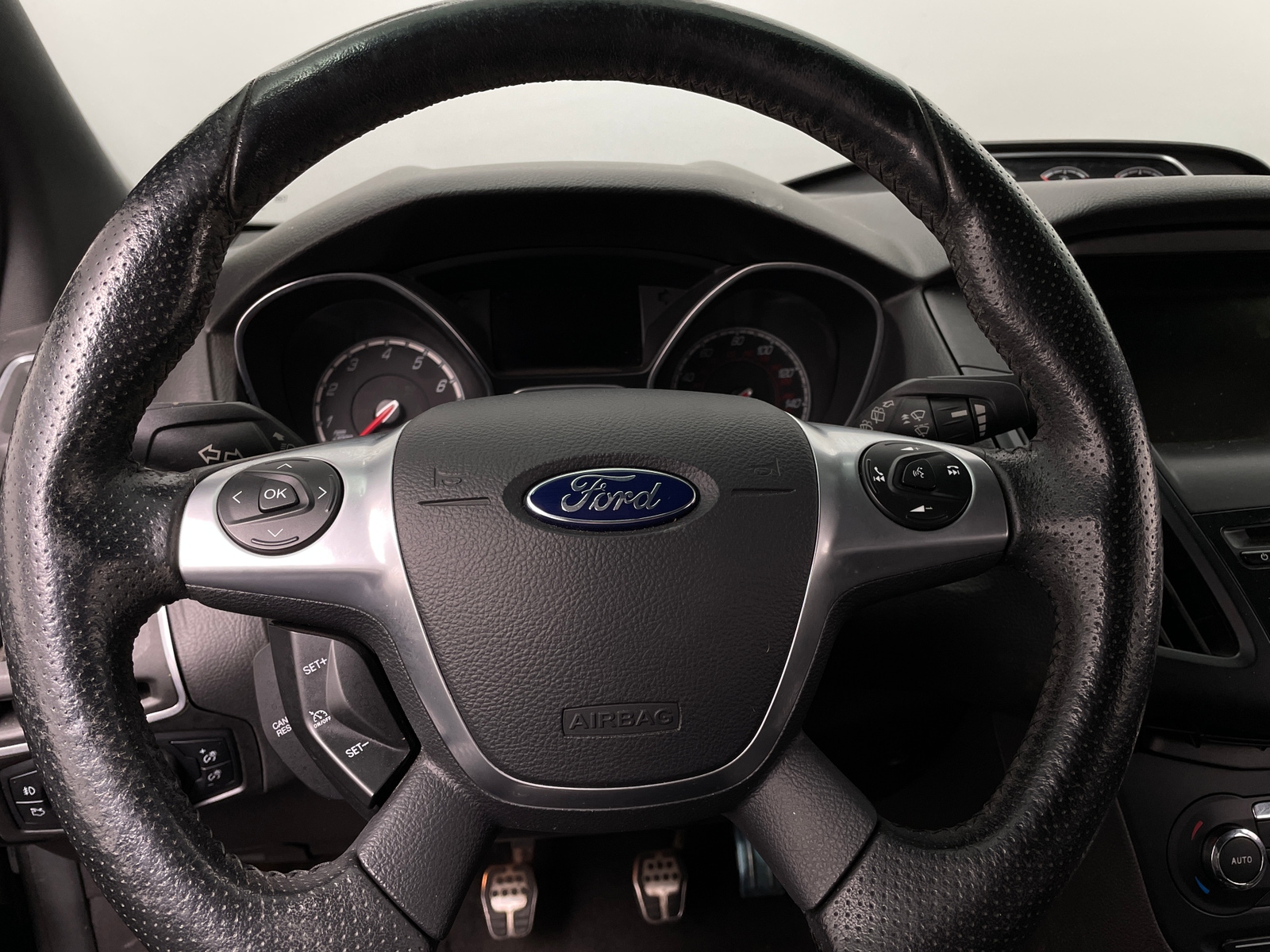 Thumbnail: 2014 Ford Focus - 4