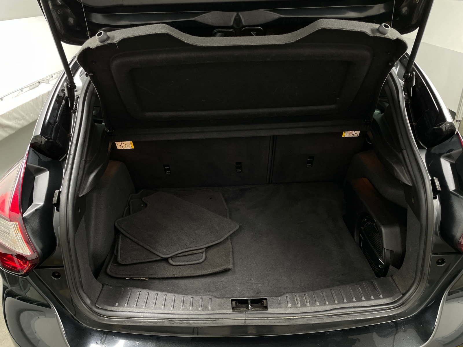 Thumbnail: 2014 Ford Focus - 6