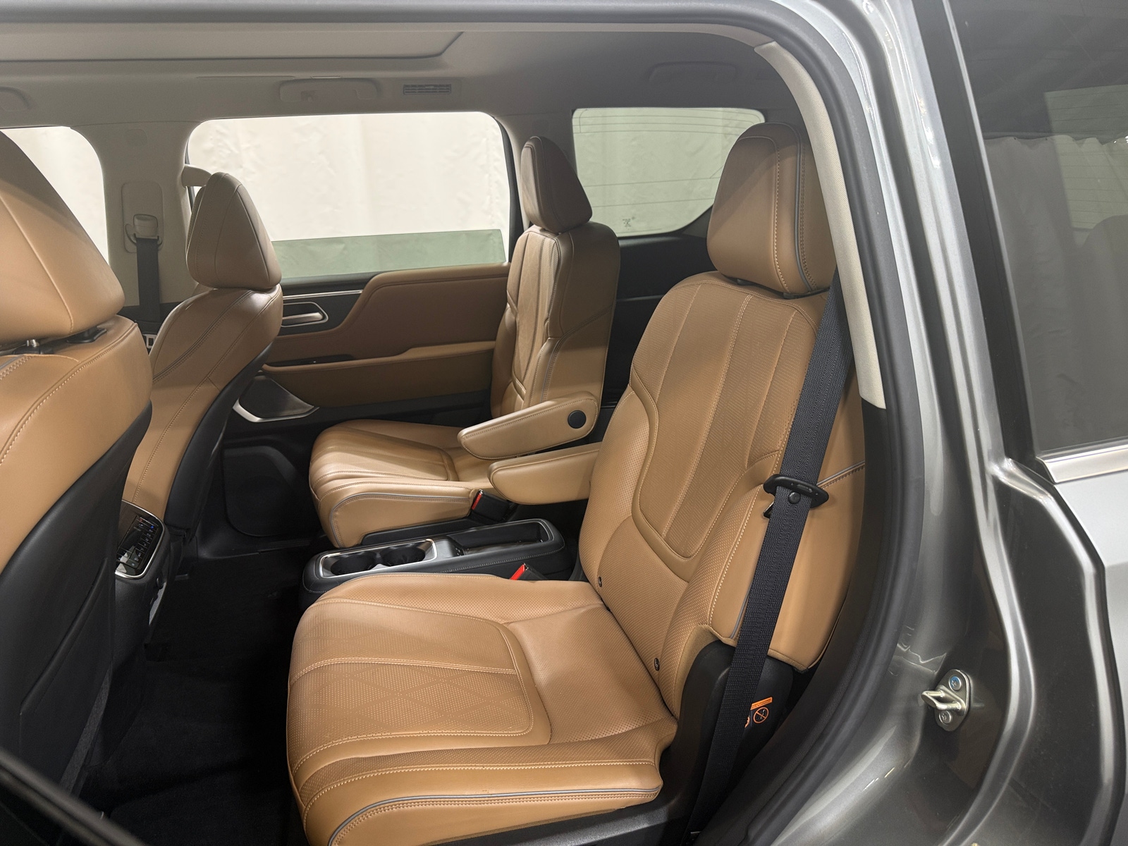 Thumbnail: 2025 INFINITI QX80 - 5